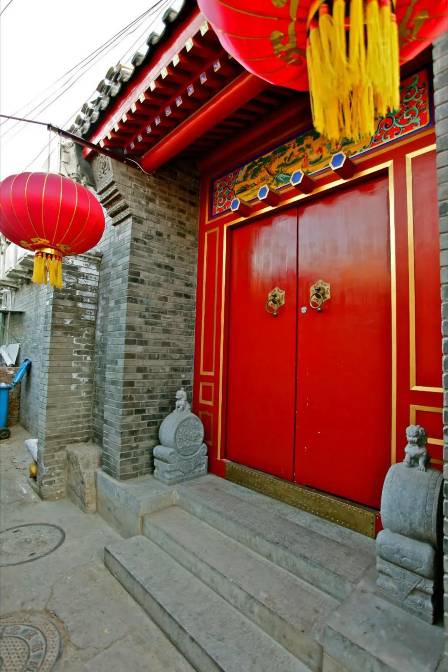 Facade/entrance in Imperial Courtyard Facade/entrance in Imperial Courtyard