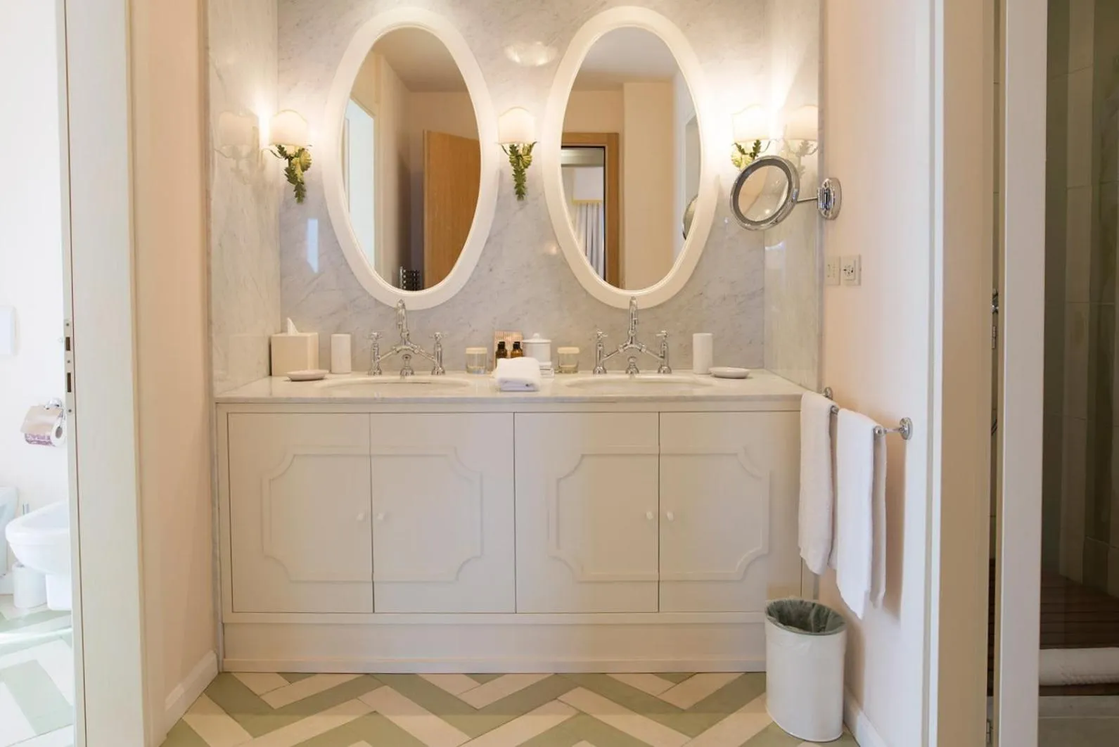 Bathroom in Il Pellicano