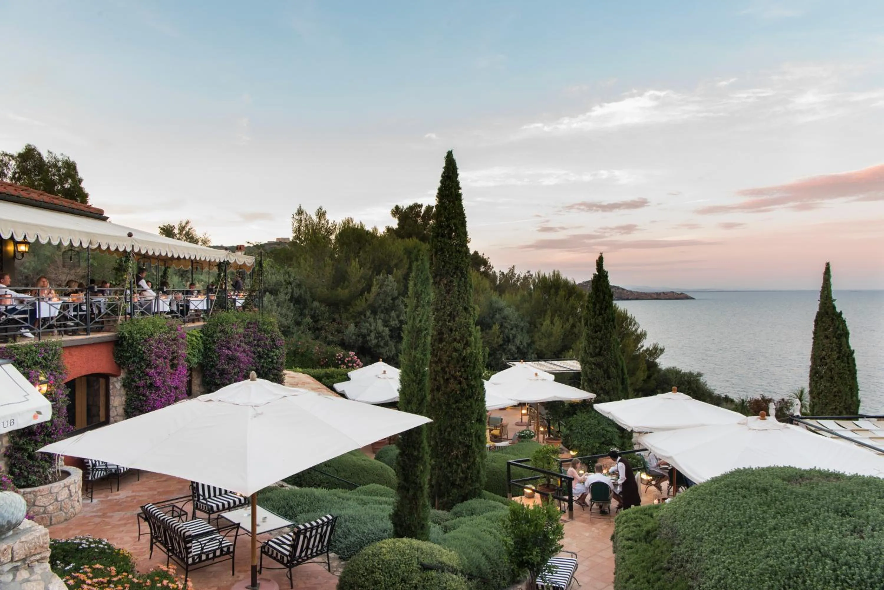 Restaurant/places to eat in Il Pellicano