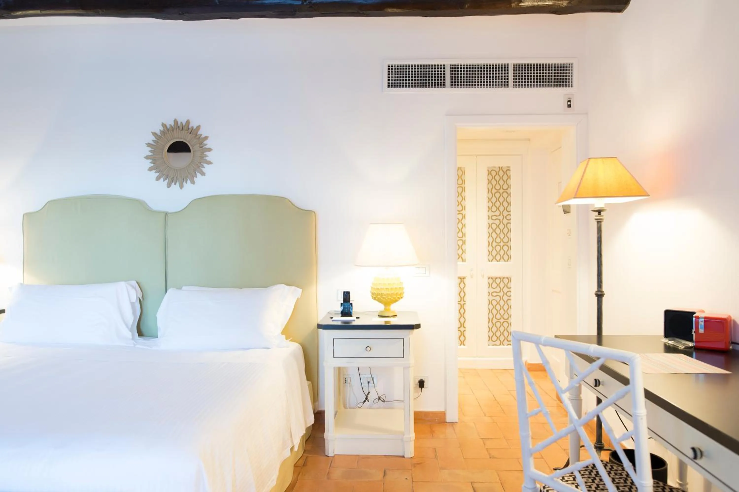 Bedroom, Bed in Il Pellicano