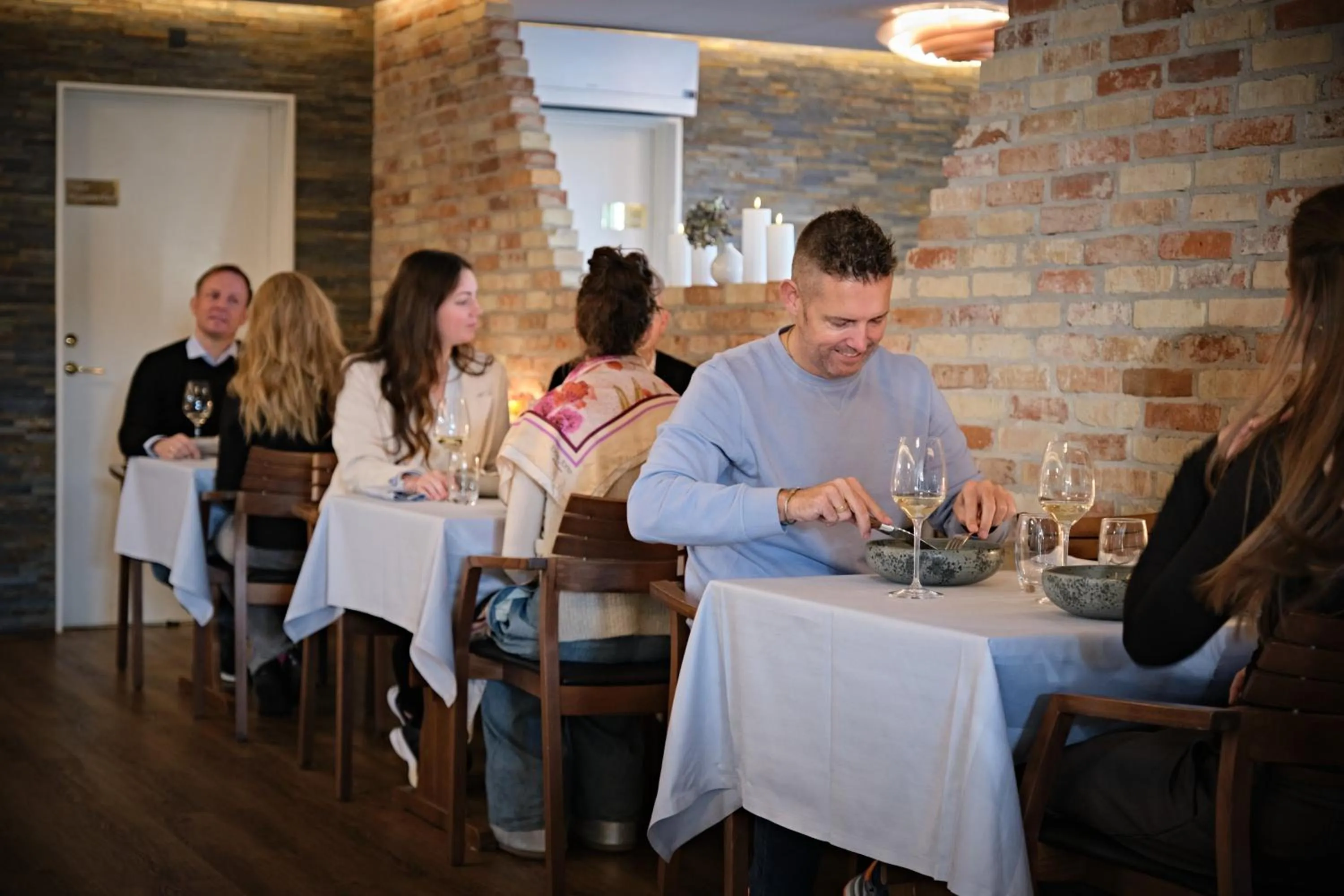 Restaurant/places to eat in Bredal Kro