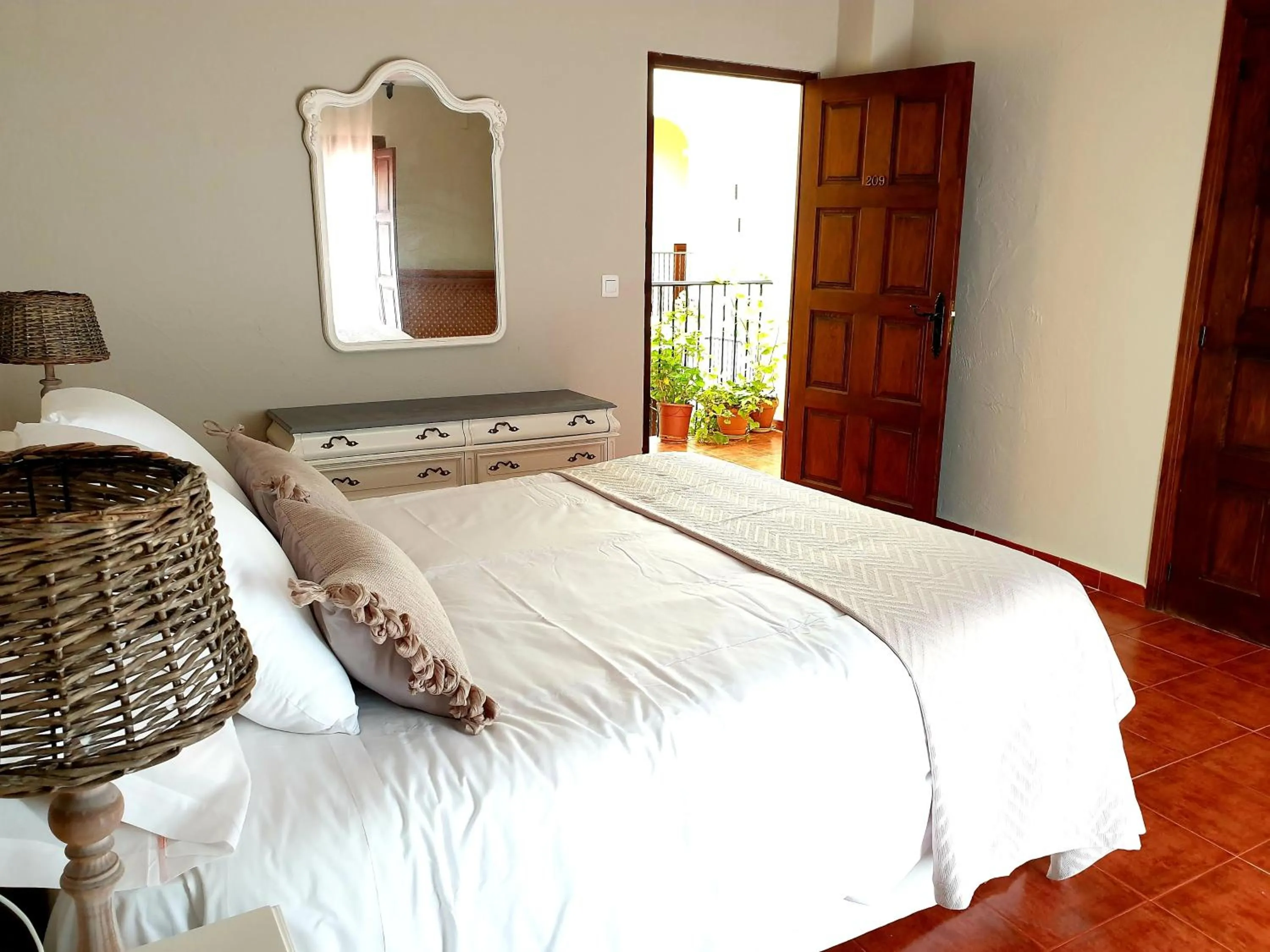 Photo of the whole room, Bed in Hospedium Hotel Val de Pinares