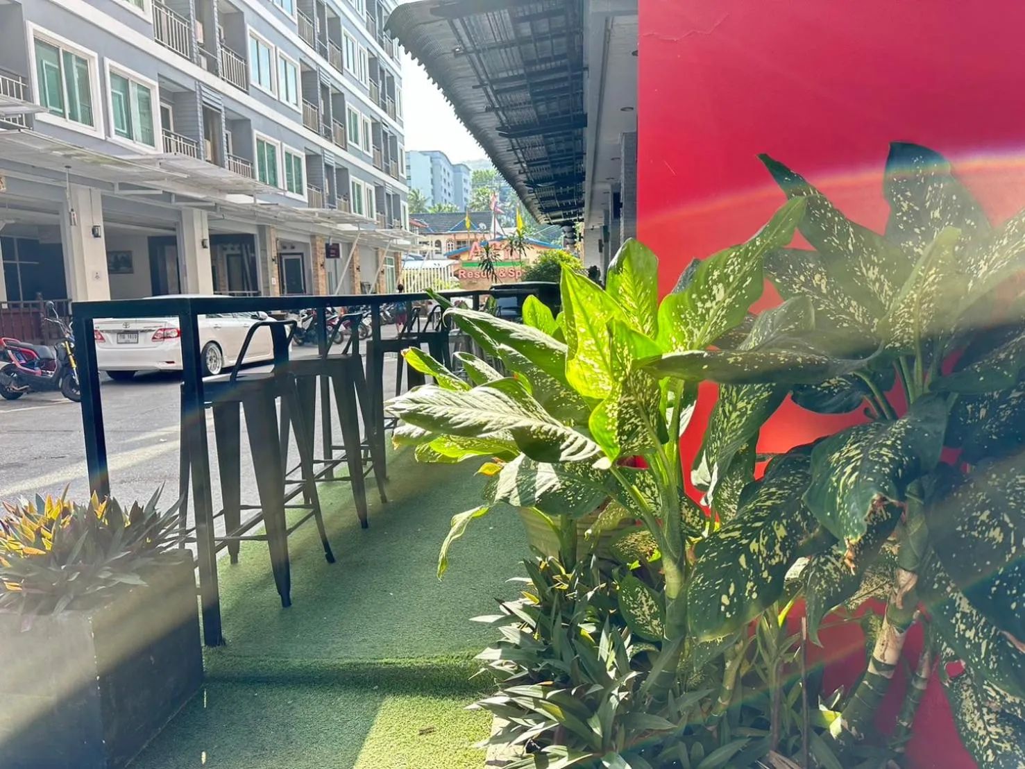 Property building in PJ Patong Resortel