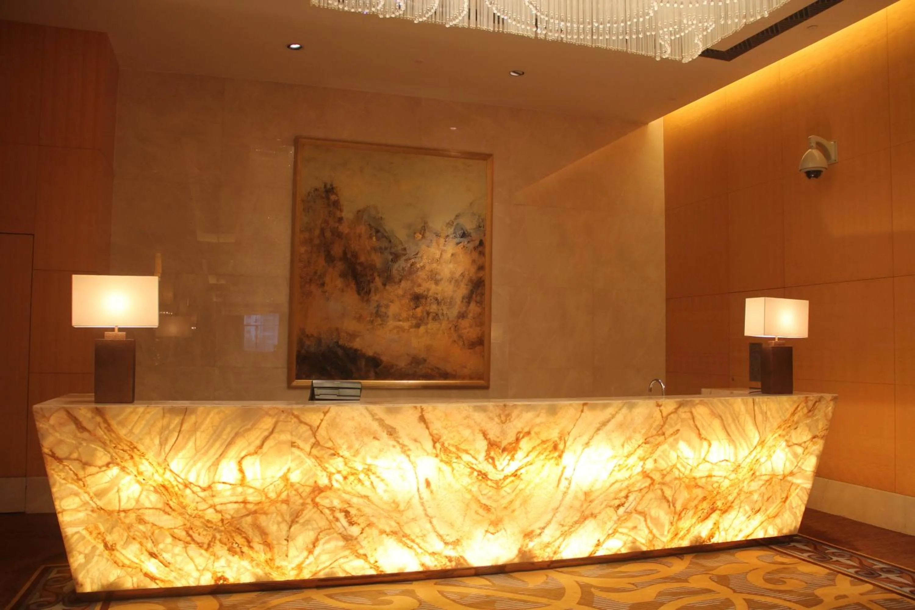 Restaurant/places to eat in Crowne Plaza Yichang by IHG