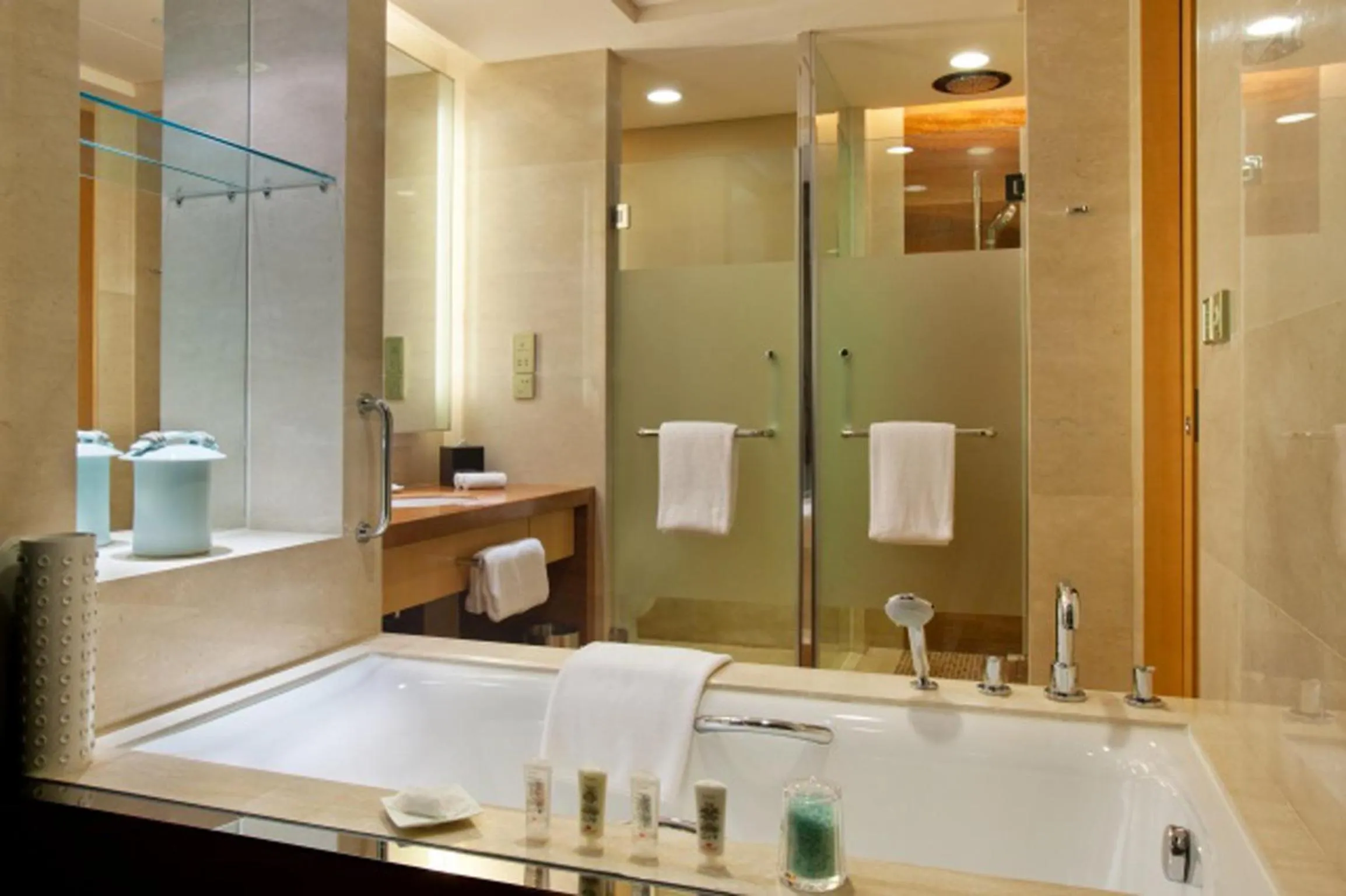 Shower in Crowne Plaza Yichang by IHG