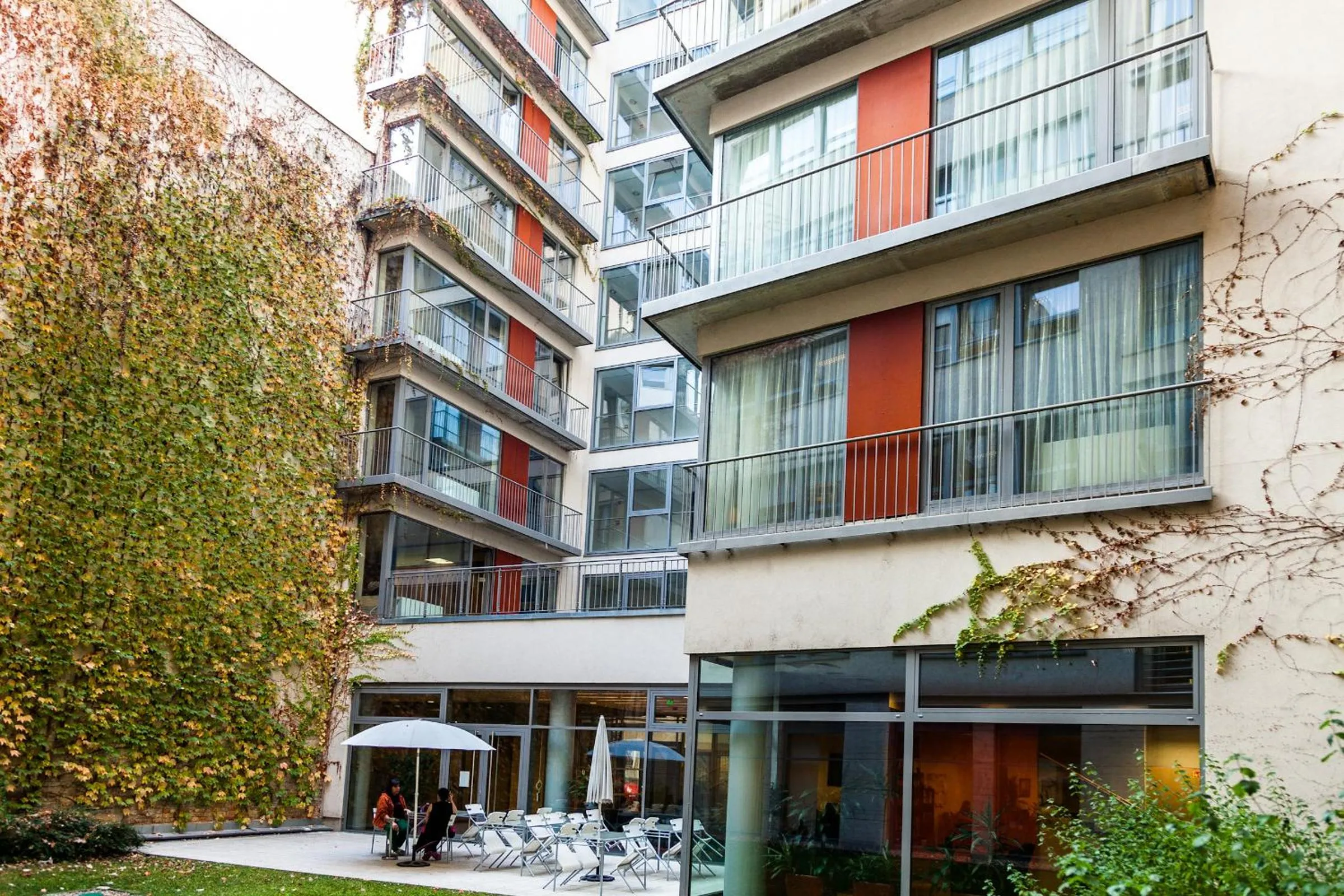 Facade/entrance in City Gardens Hotel & Wellness