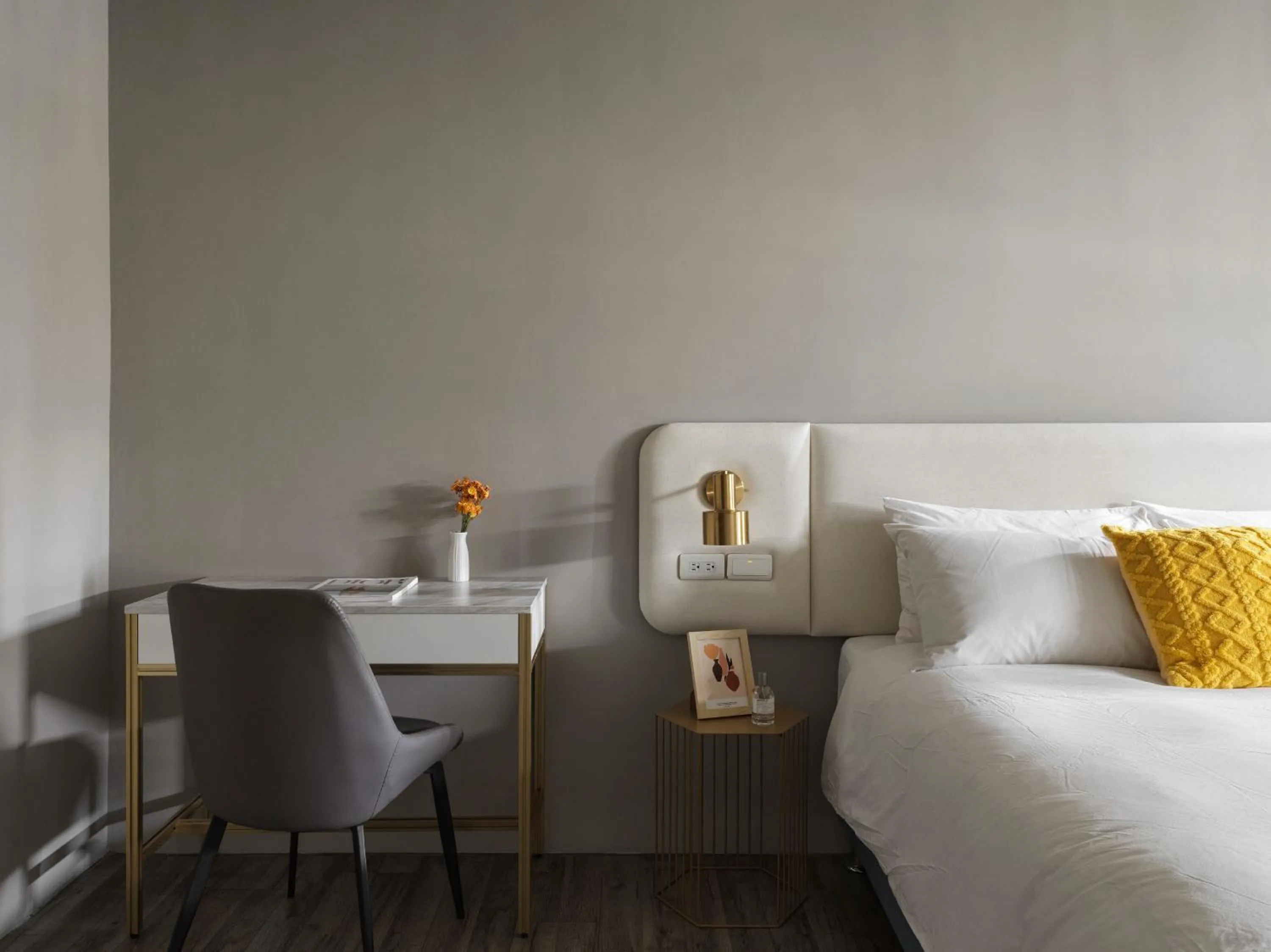 Property building, Bed in Mr.Mantter