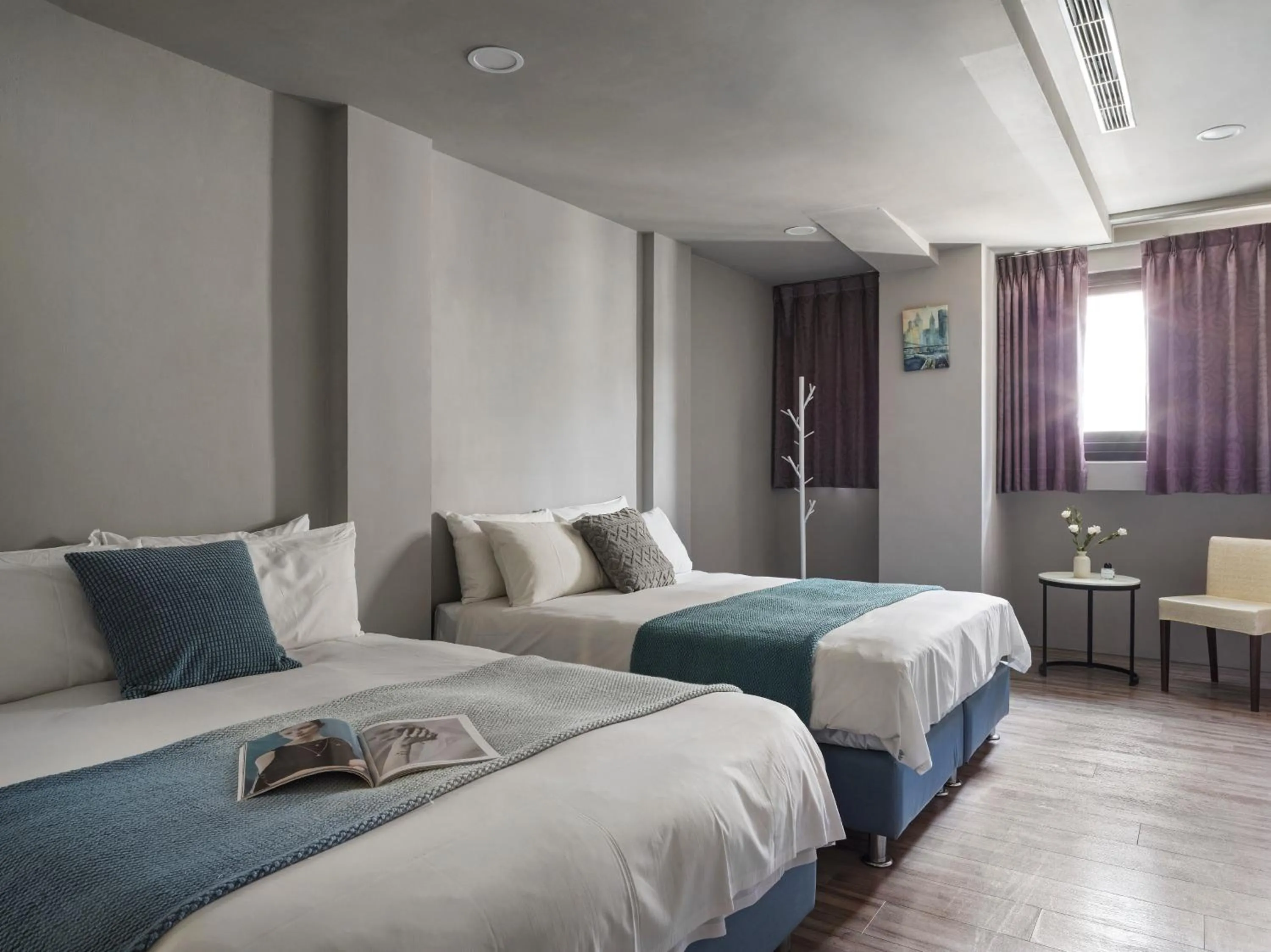 bunk bed, Bed in Mr.Mantter