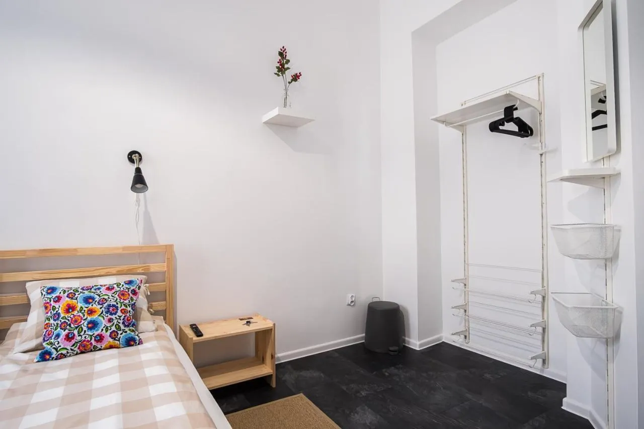 Bed in HOSTEL "likeHOME"