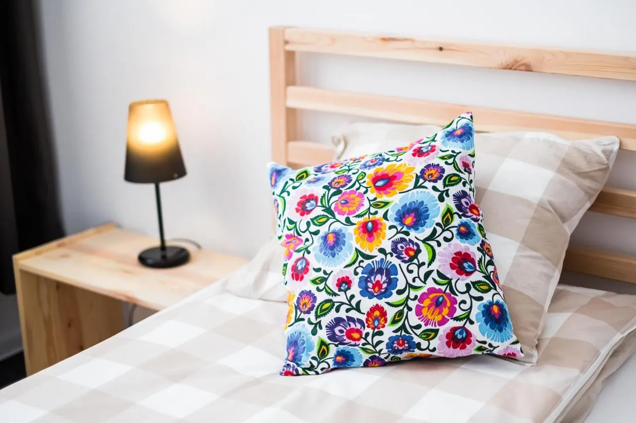 Bed in HOSTEL "likeHOME"