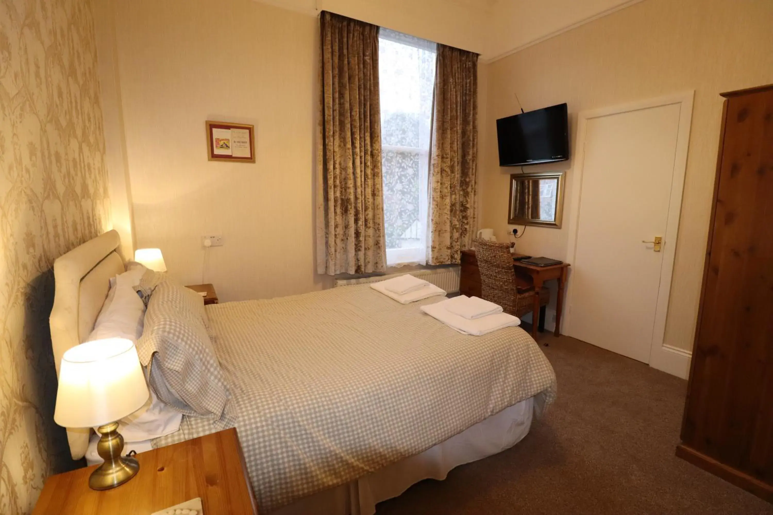 Standard Double Room - single occupancy in The Raincliffe Hotel Standard Double Room - single occupancy in The Raincliffe Hotel