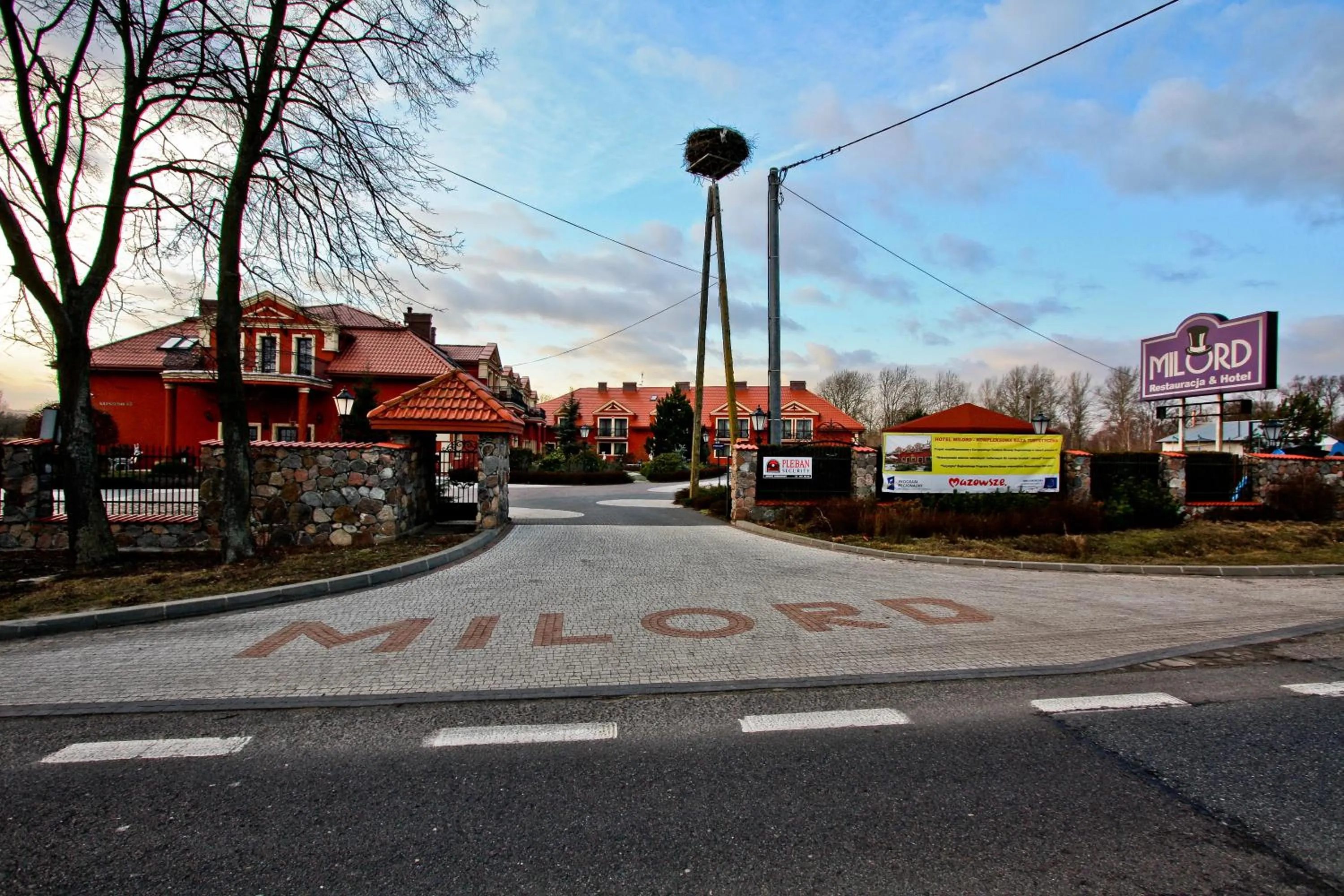 Property building in Hotel Milord