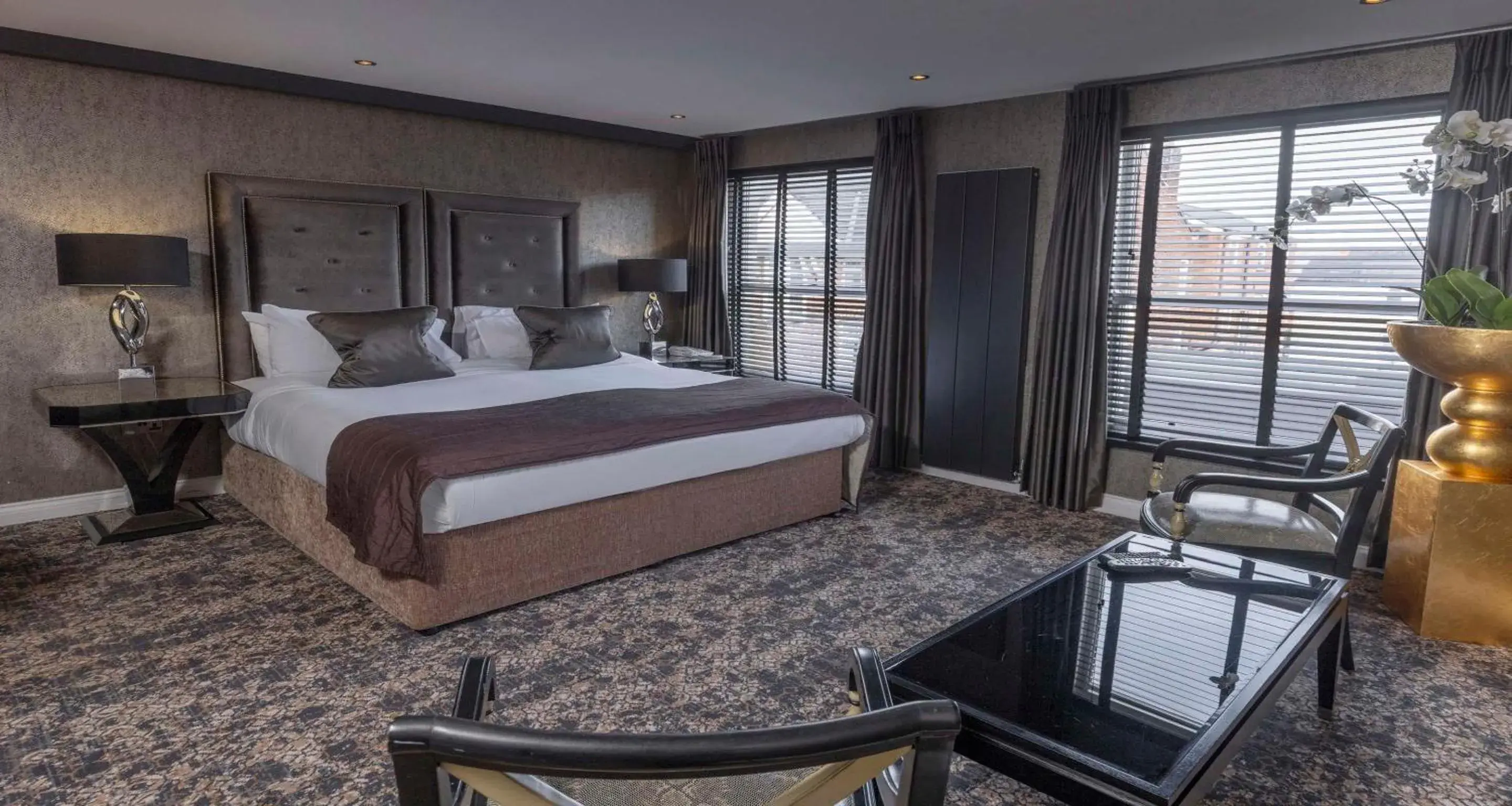 King Suite in The Bold Hotel; BW Signature Collection King Suite in The Bold Hotel; BW Signature Collection