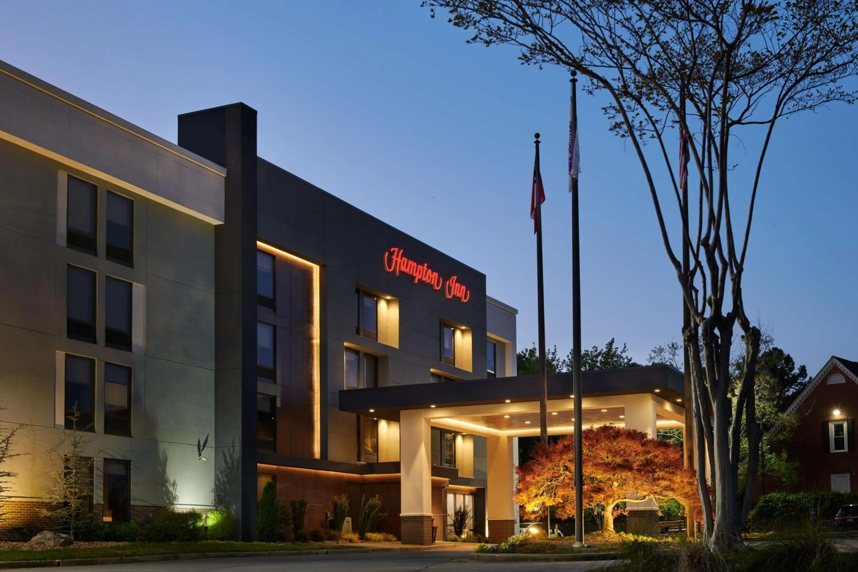 Property building in Hampton Inn Atlanta-Cumberland Mall/Cobb Galleria Area