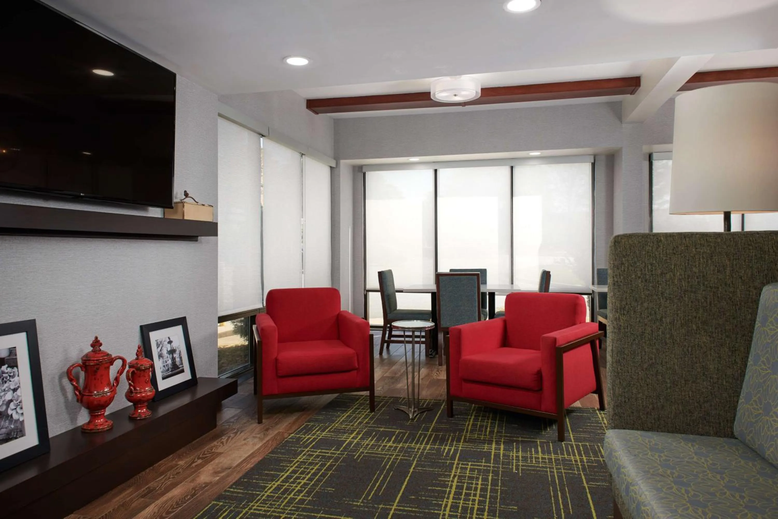 Lobby or reception in Hampton Inn Atlanta-Cumberland Mall/Cobb Galleria Area