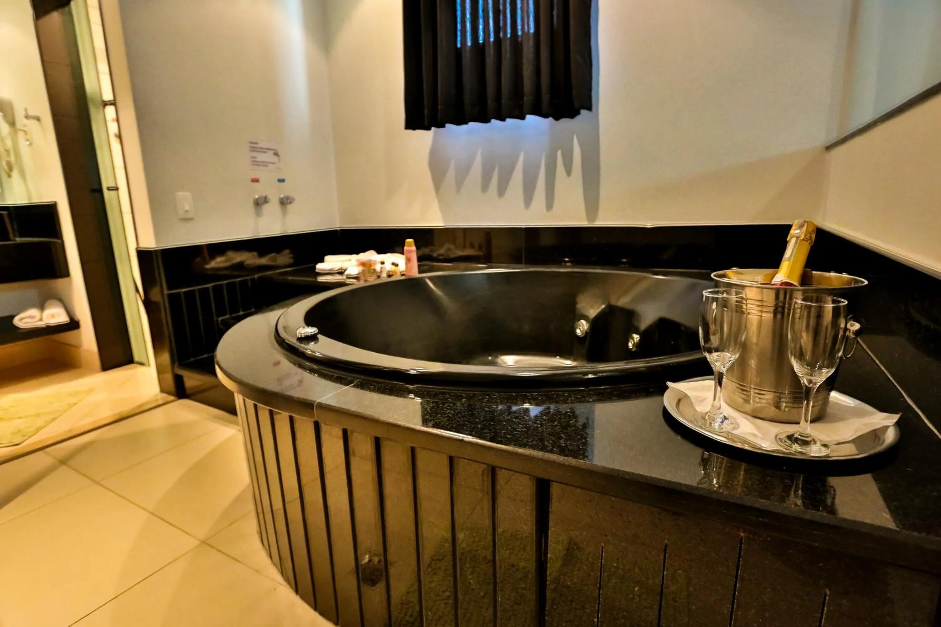 Photo of the whole room in Palais Hotel