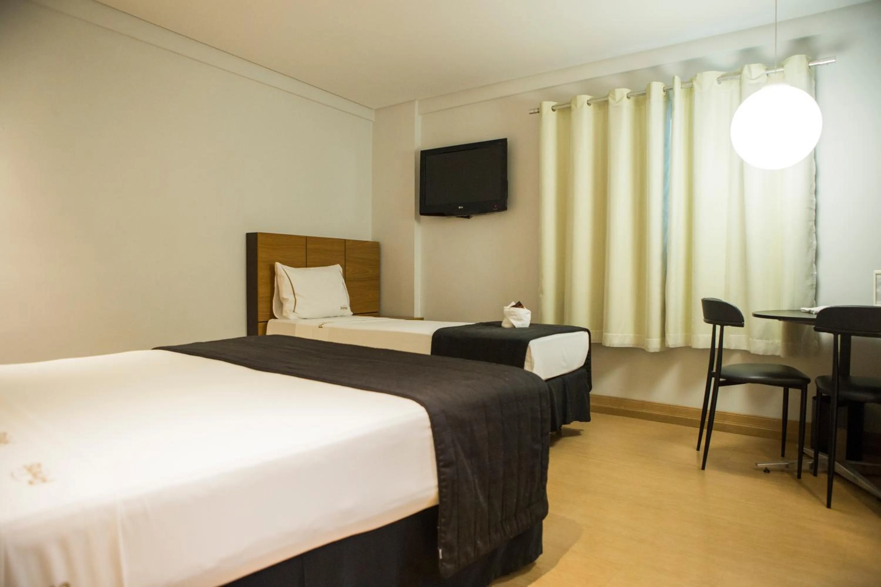 TV and multimedia, Bed in Palais Hotel