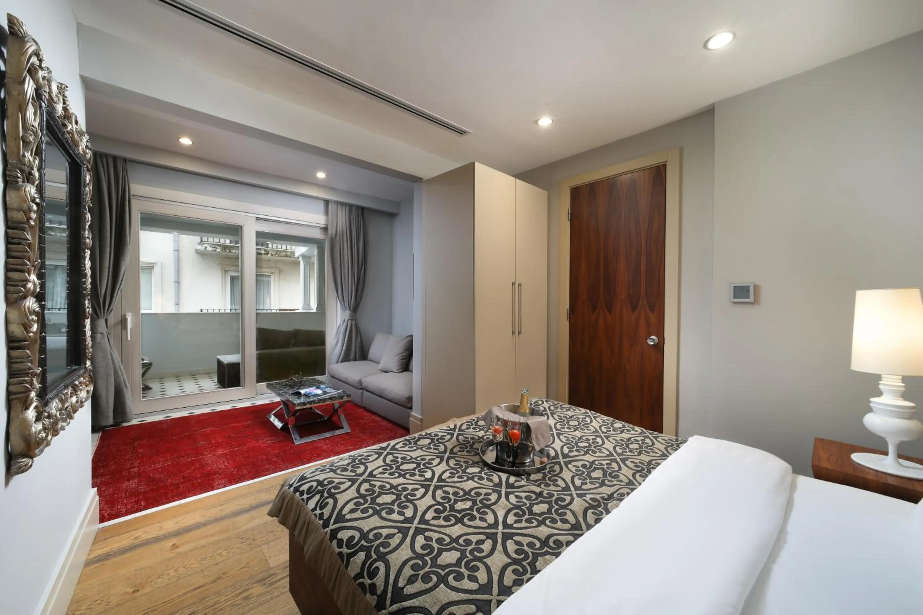 Photo of the whole room, Bed in The Story Hotel Pera