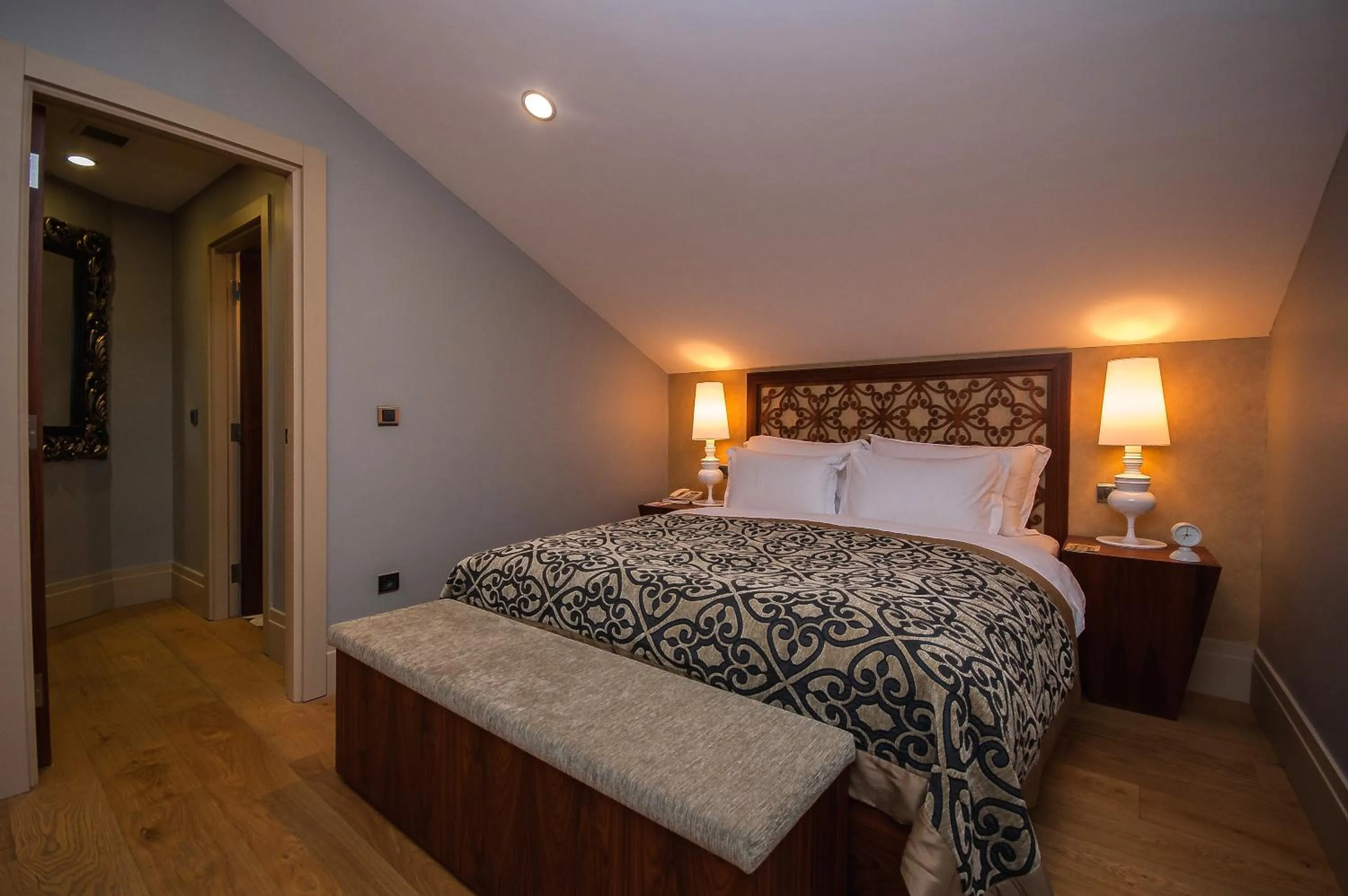 Bathroom, Bed in The Story Hotel Pera