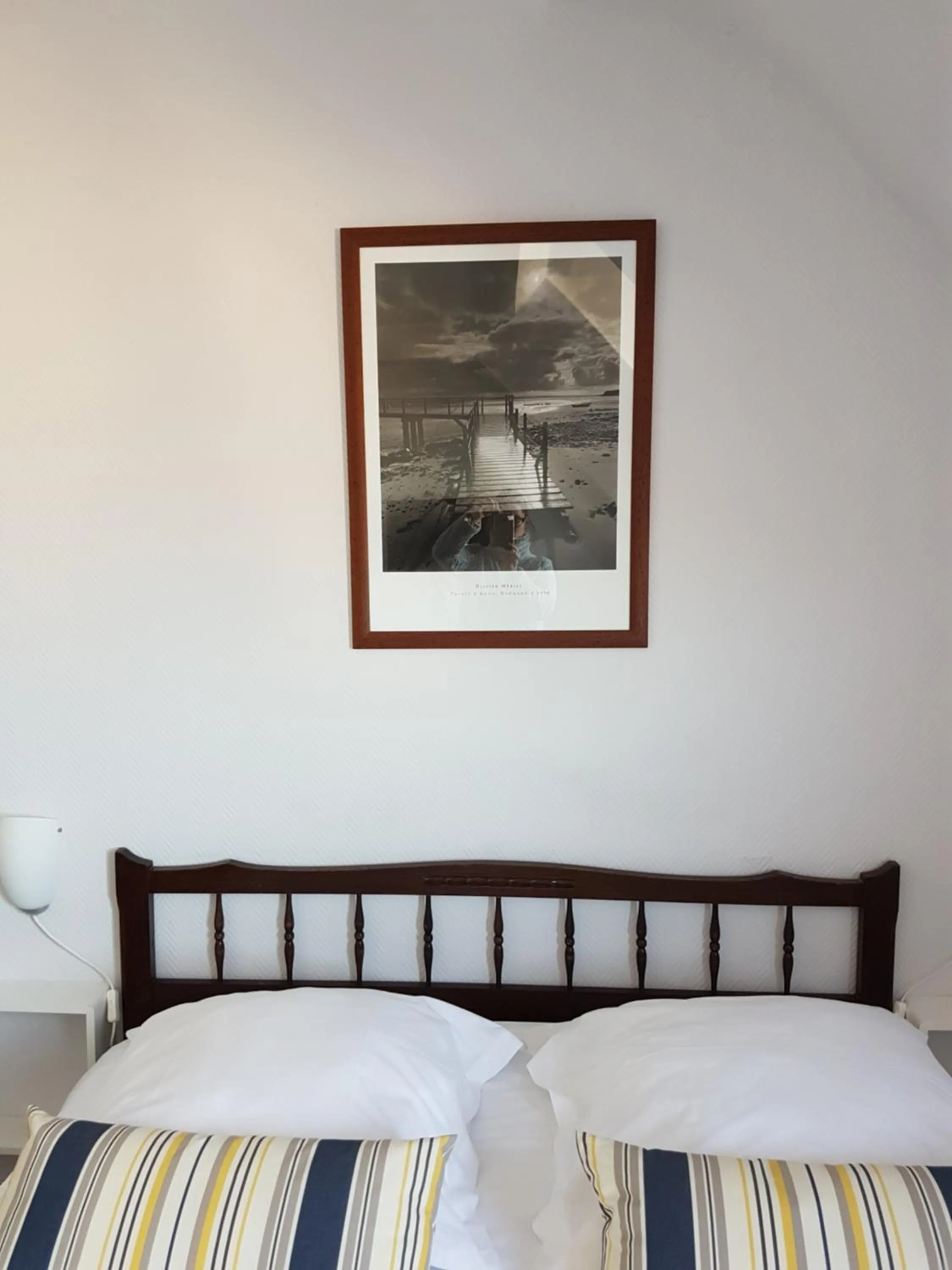 Bed in Hotel de Normandie