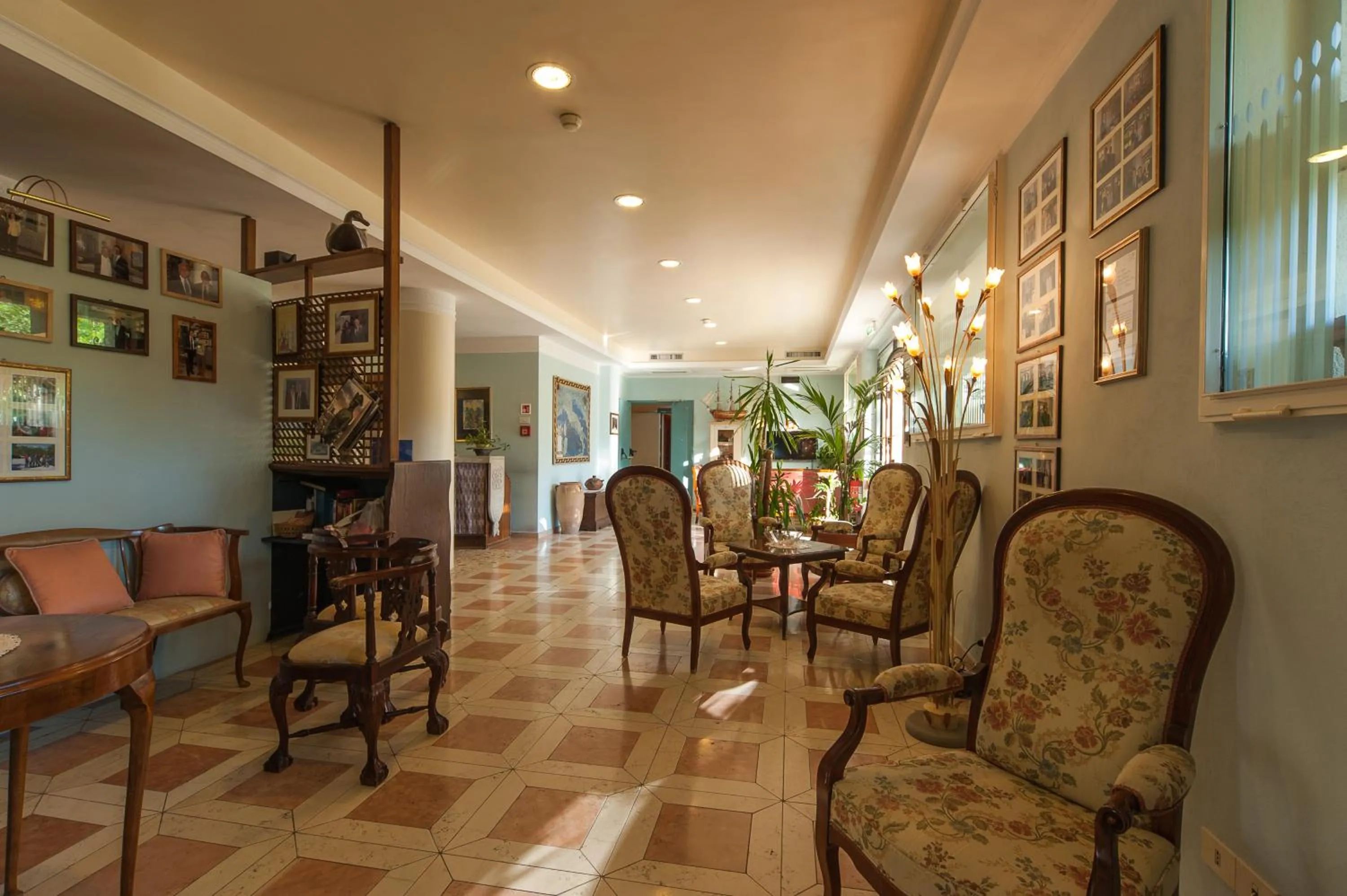 Lobby or reception in Albergo La Primula