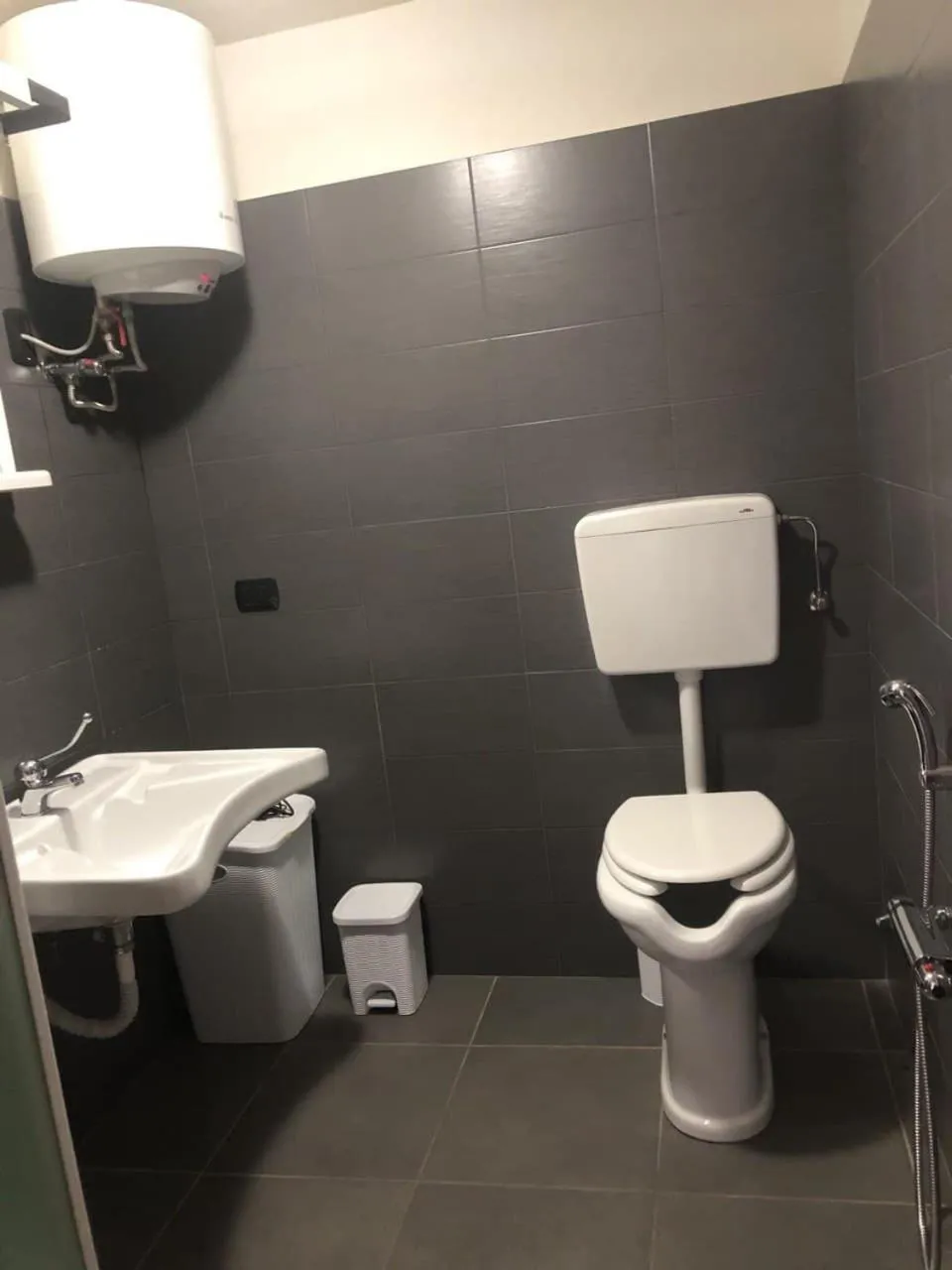 Toilet in Residence Le Marmotte