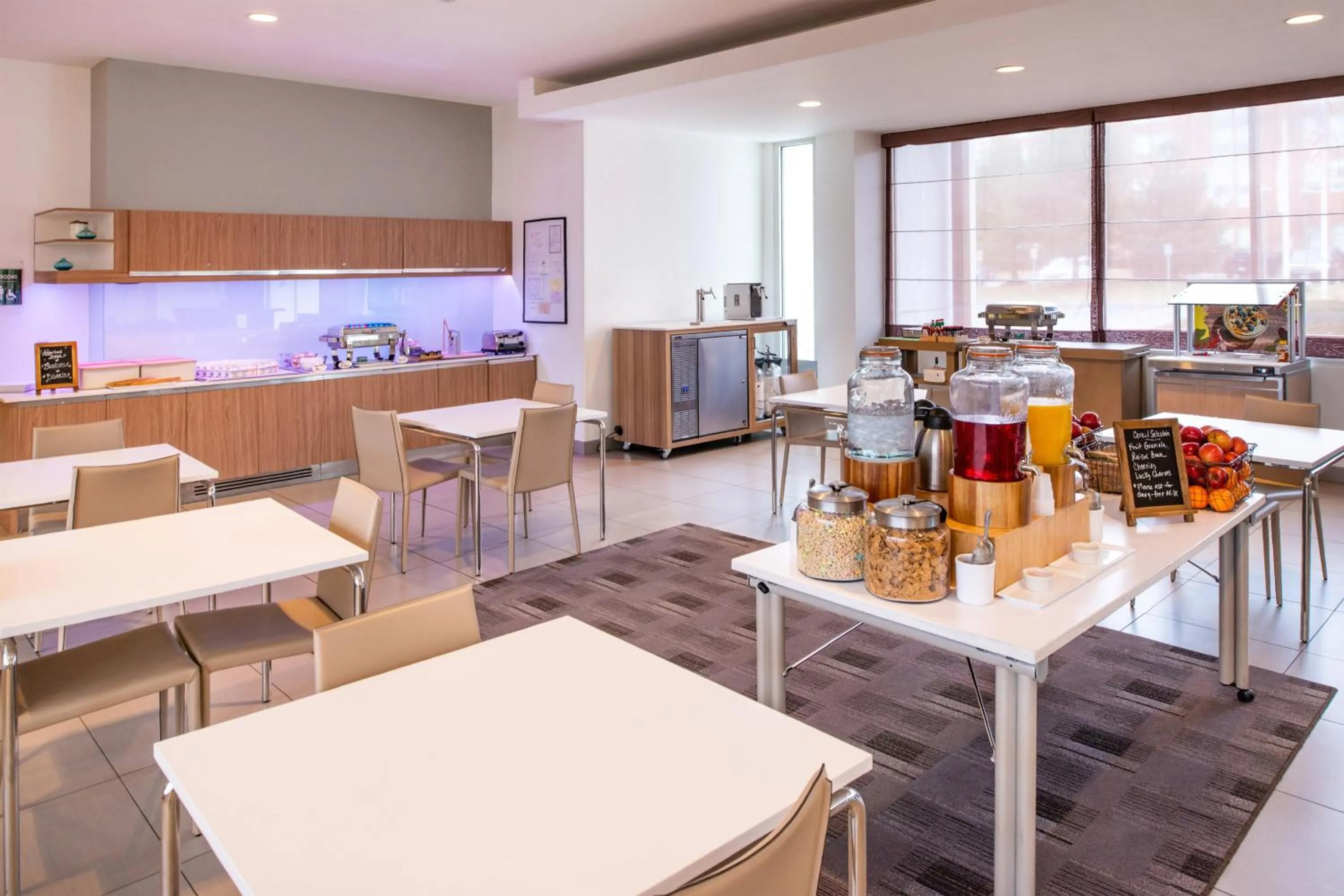 Breakfast in Element Lexington