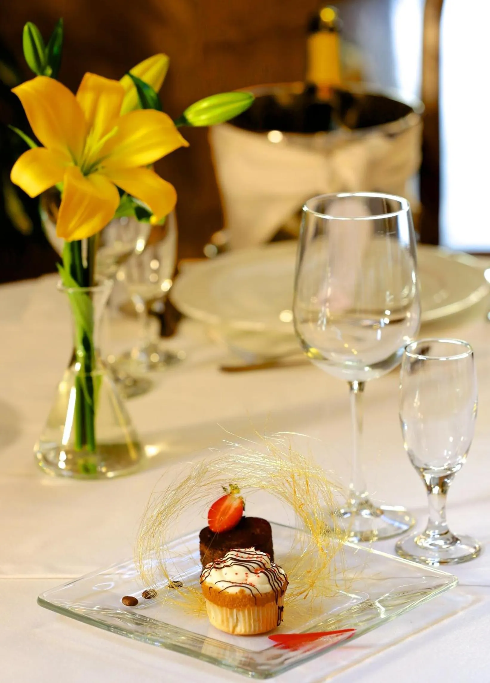 Restaurant/places to eat in Park Hotel Calama