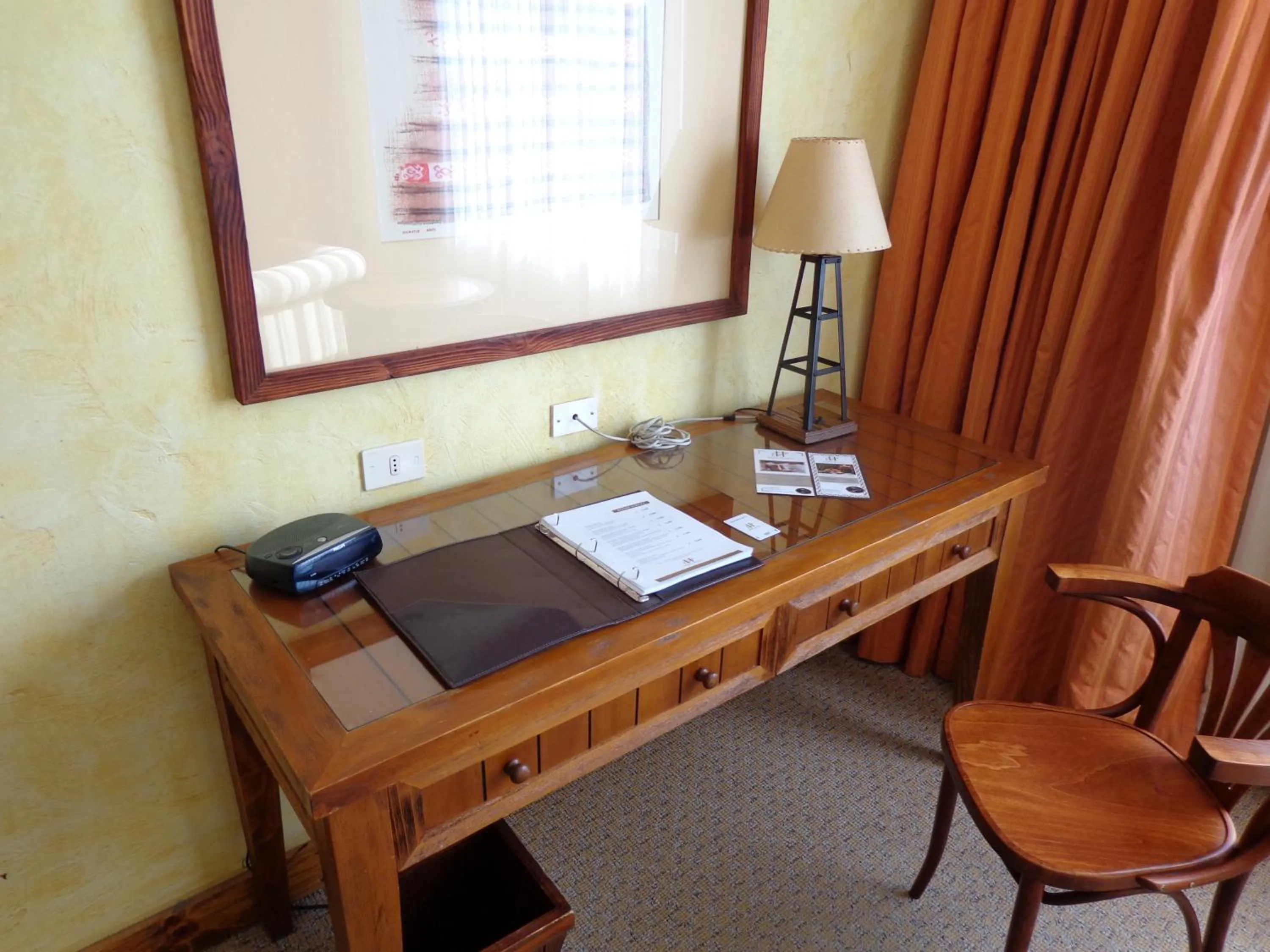 Seating area in Park Hotel Calama