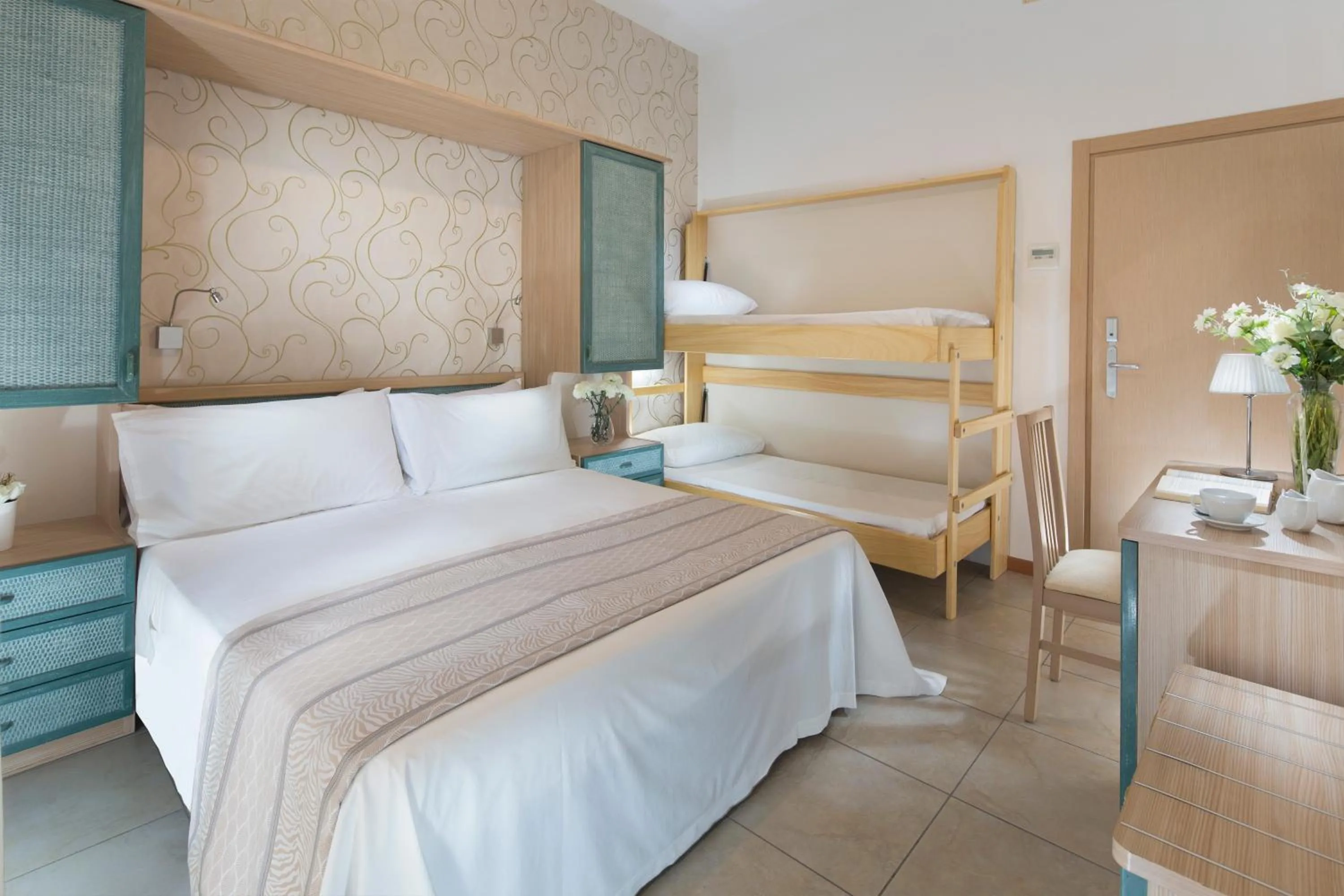 Photo of the whole room, Bed in Hotel Riviera