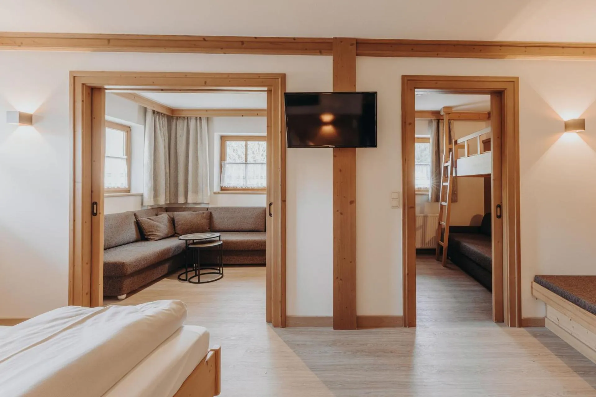 Photo of the whole room, Bed in Habachklause Familien Bauernhof Resort