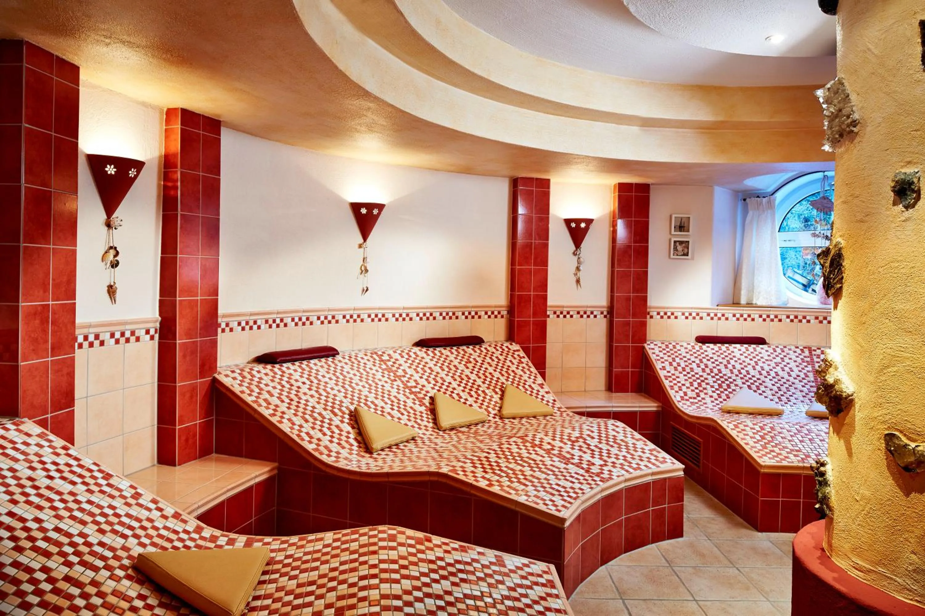 Spa and wellness centre/facilities, Bed in Habachklause Familien Bauernhof Resort