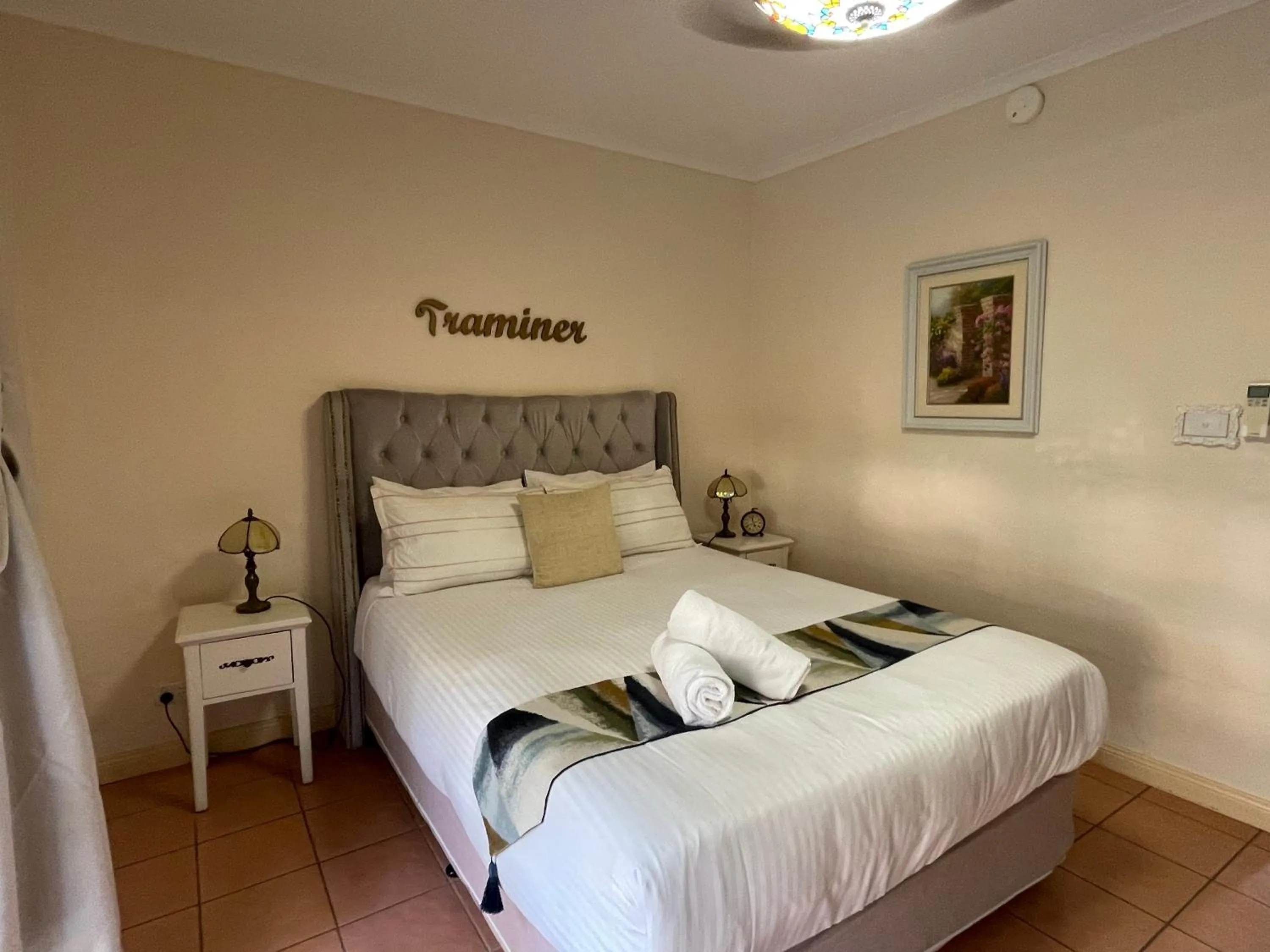 Bed in Villa Provence Estate