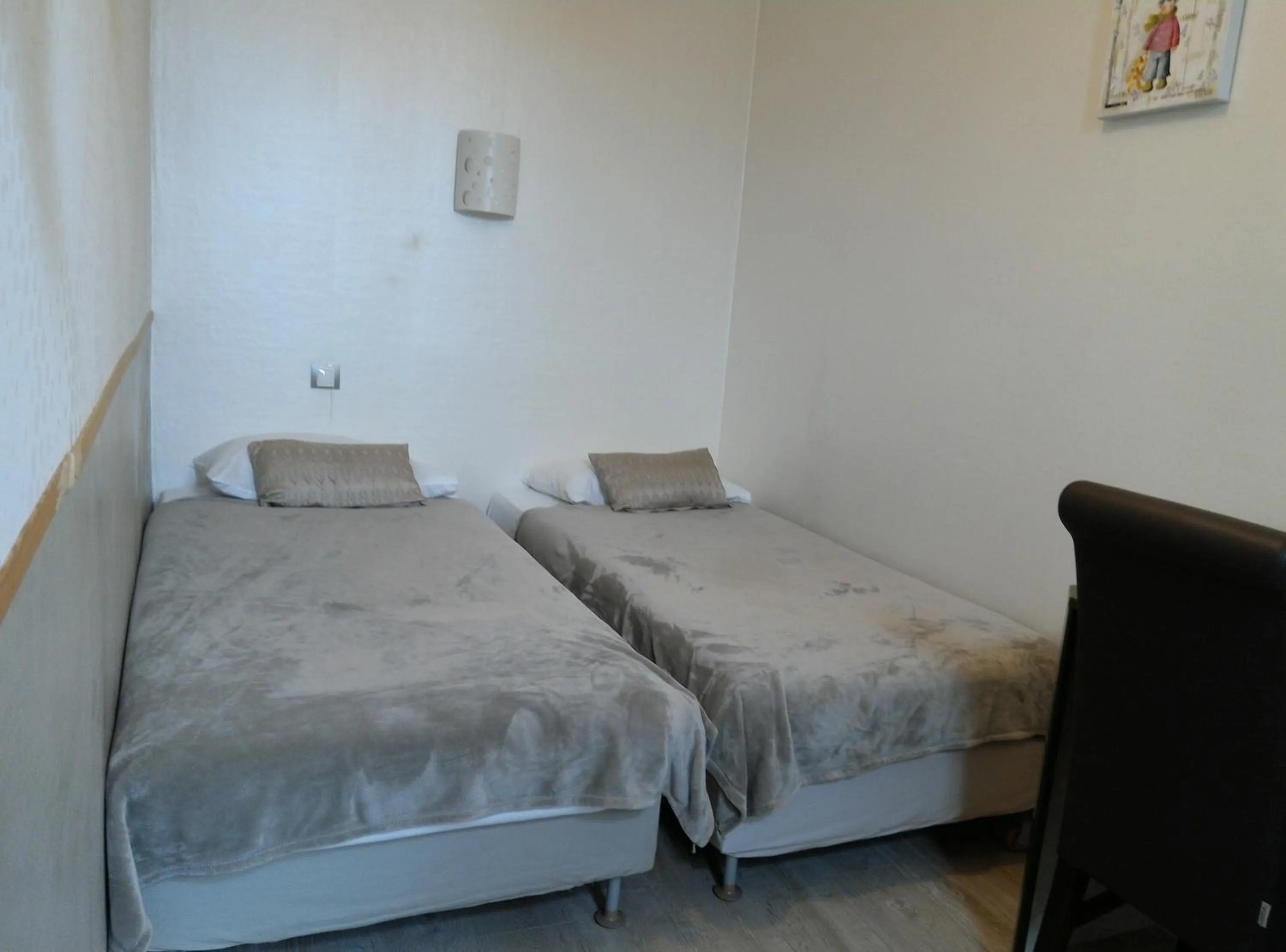 Bed in Hotel Napoléon