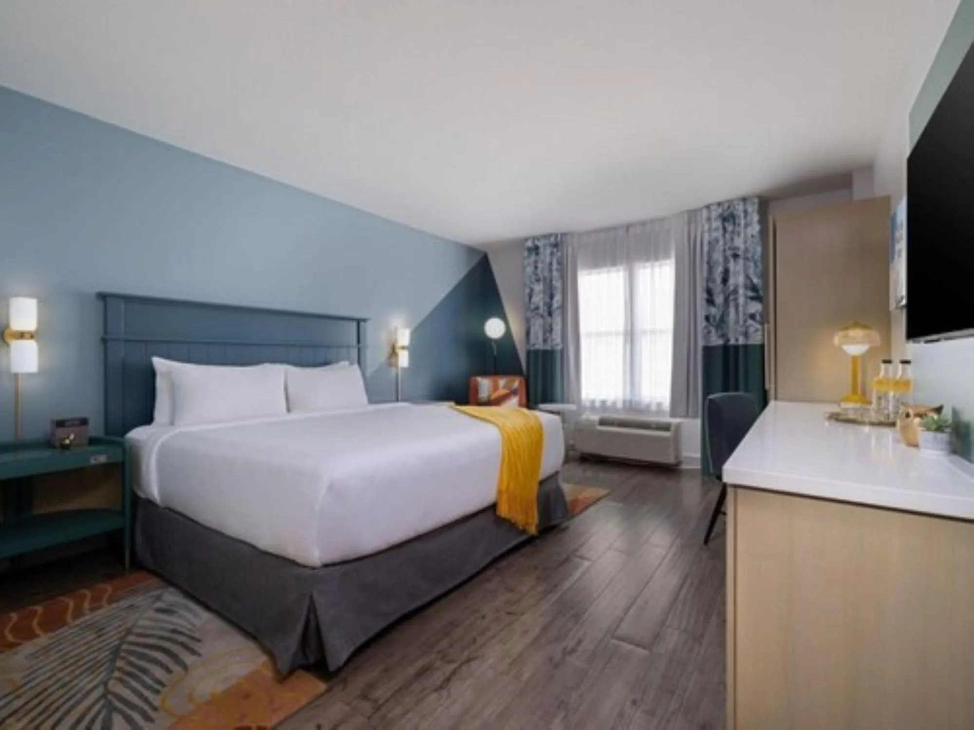 Bed in voco Sarasota by IHG