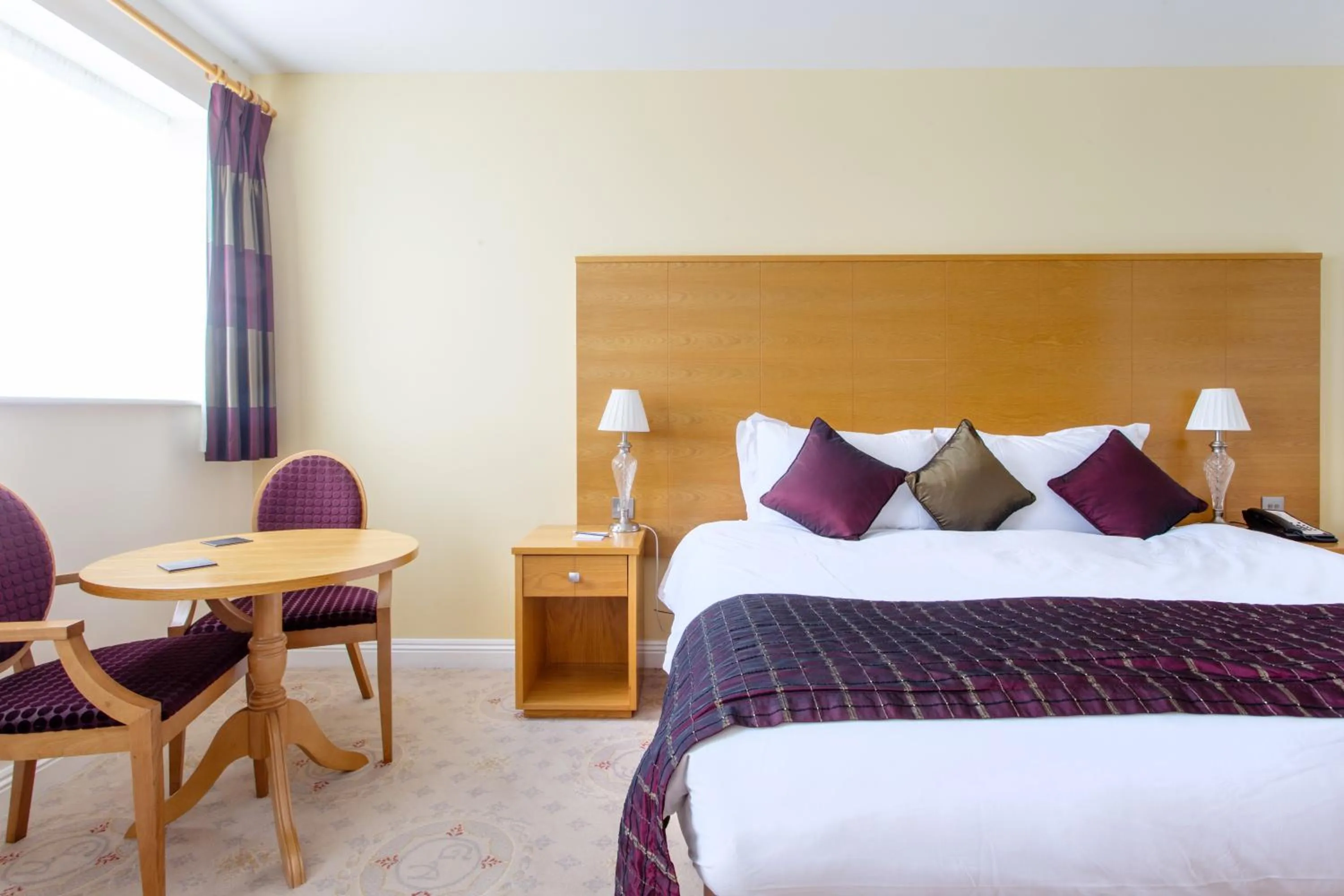 Property building, Bed in George Albert Hotel & Spa