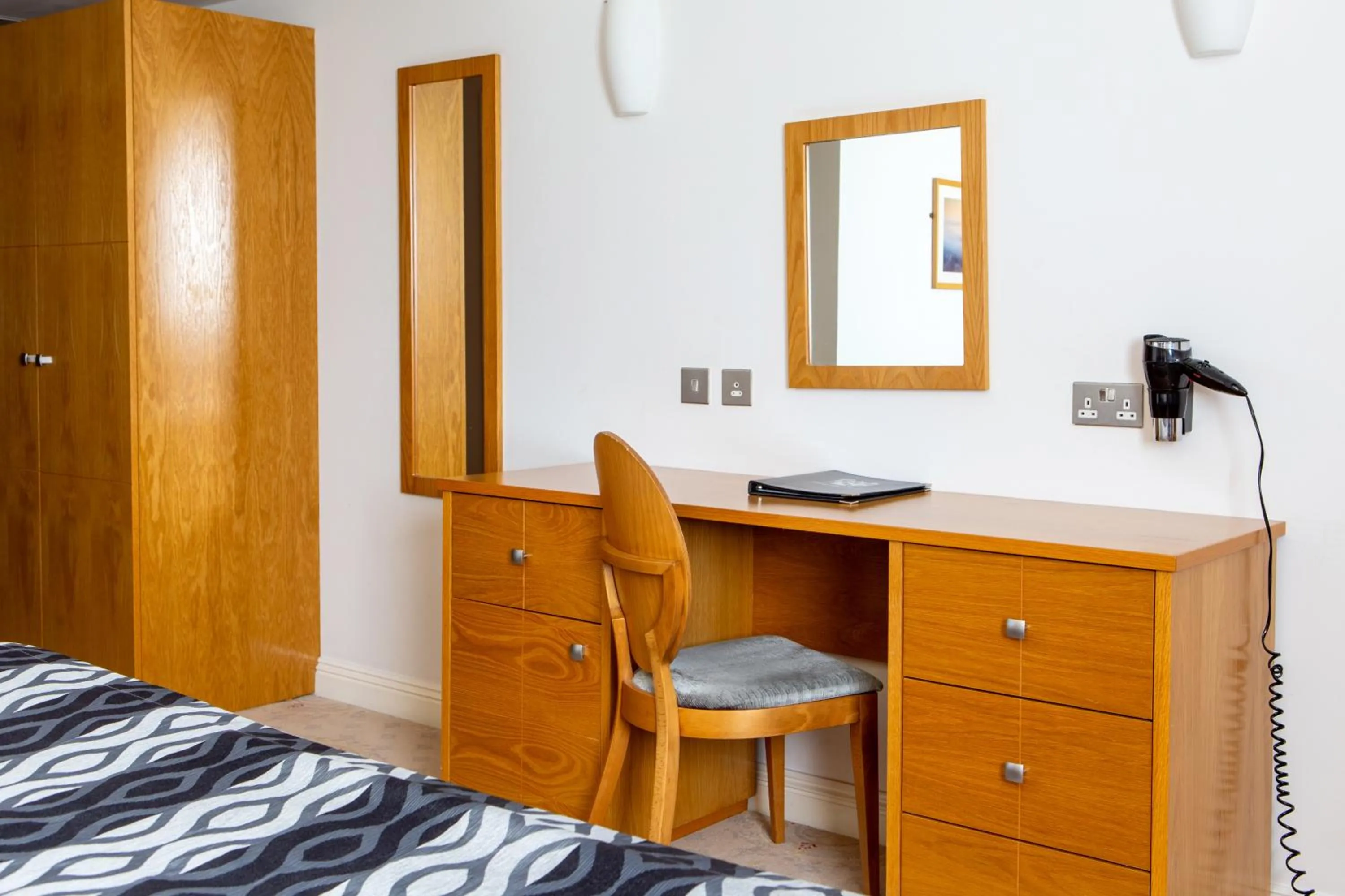 Bedroom, Bed in George Albert Hotel & Spa