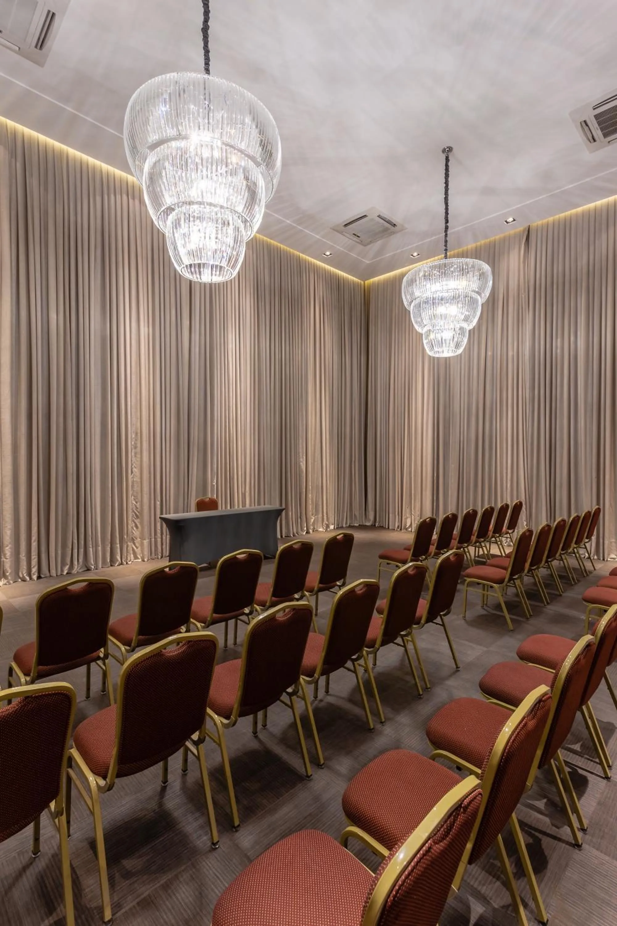 Banquet/Function facilities in Faial Prime Suítes