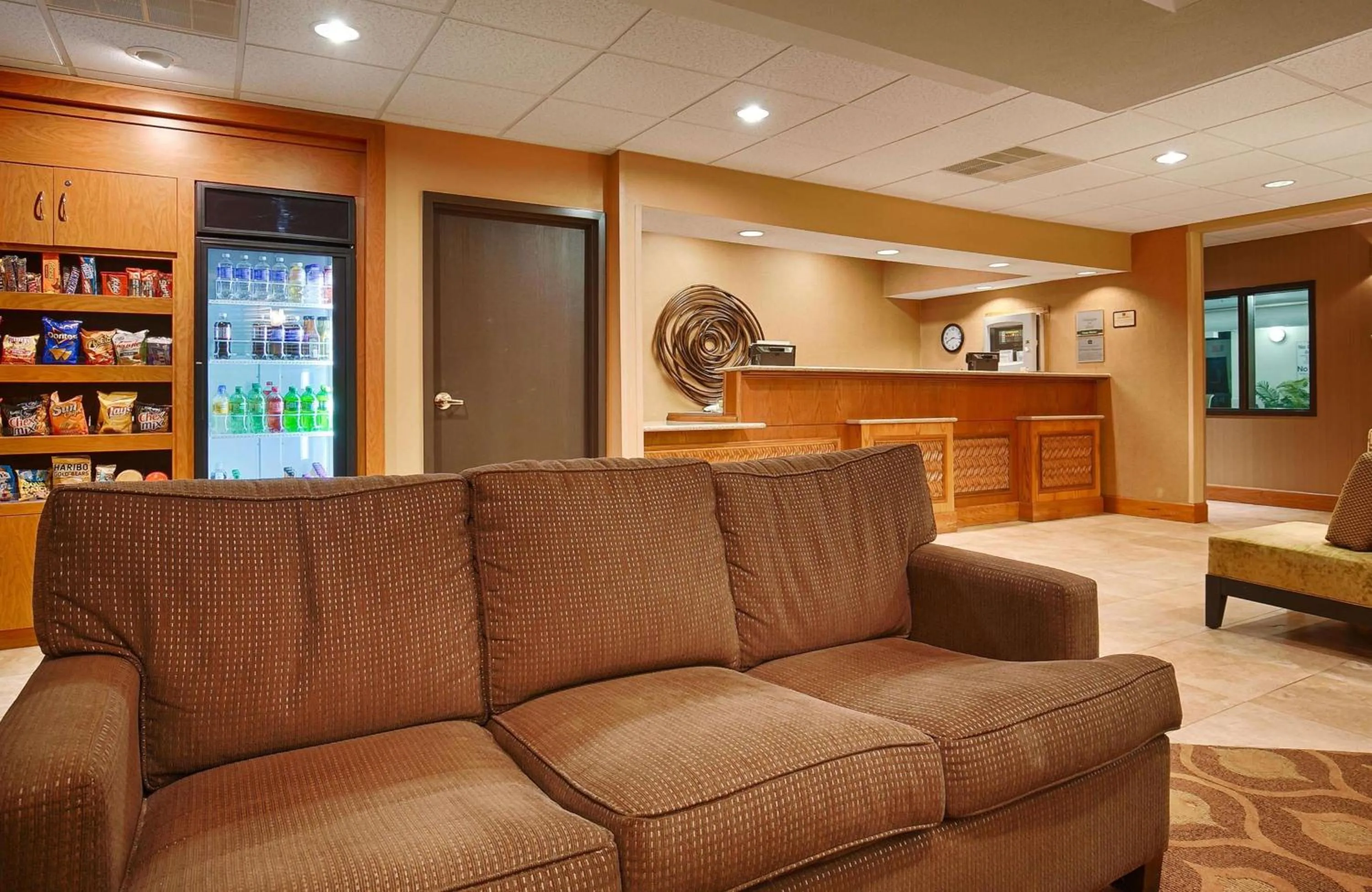 Lobby or reception in Best Western Plus Mishawaka Inn
