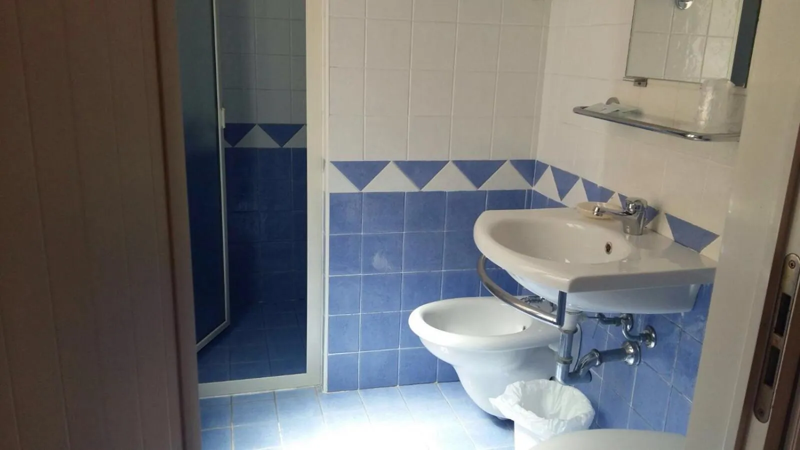 Bathroom in Hotel Scarlet