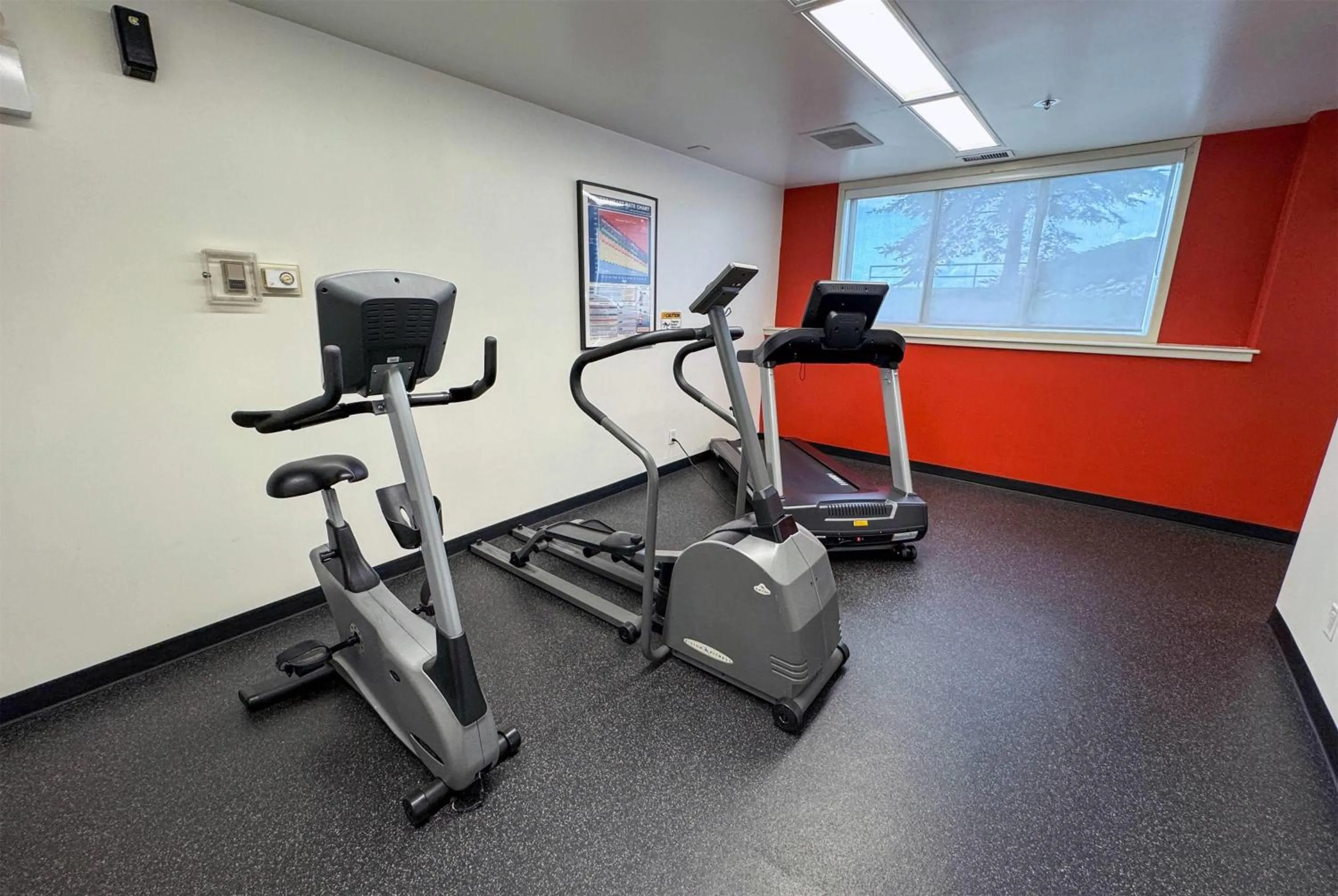 Fitness centre/facilities in Ramada by Wyndham Sherwood Park
