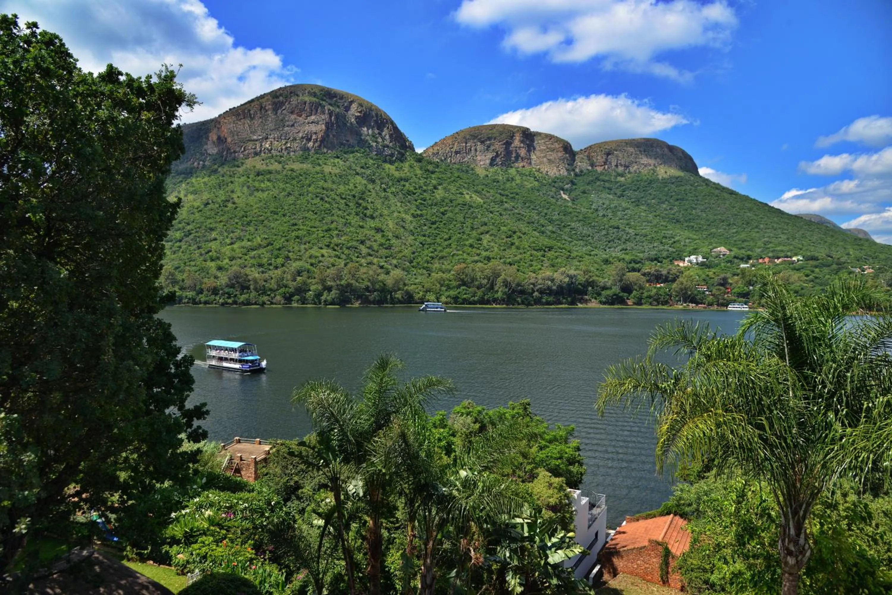 Lake view in The Shore House