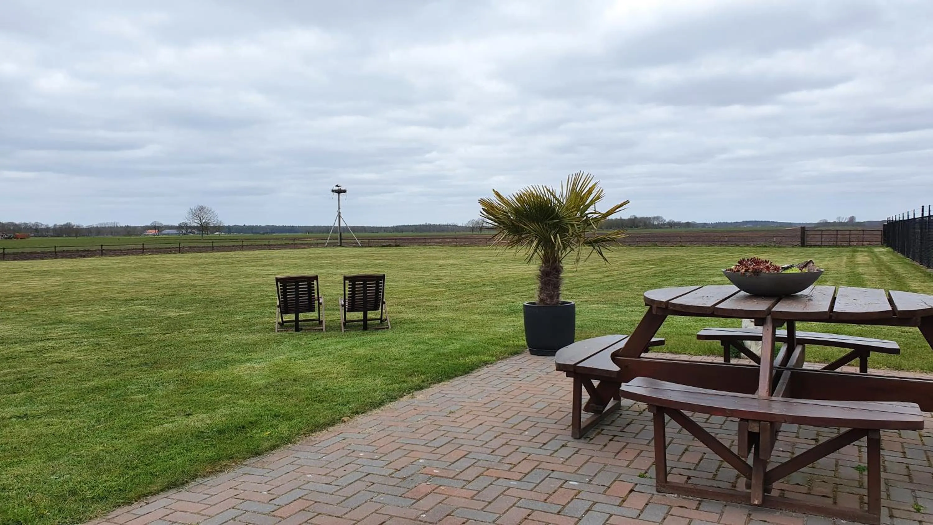 Day in B&B Hertenhoef, Fluitenberg (Hoogeveen)