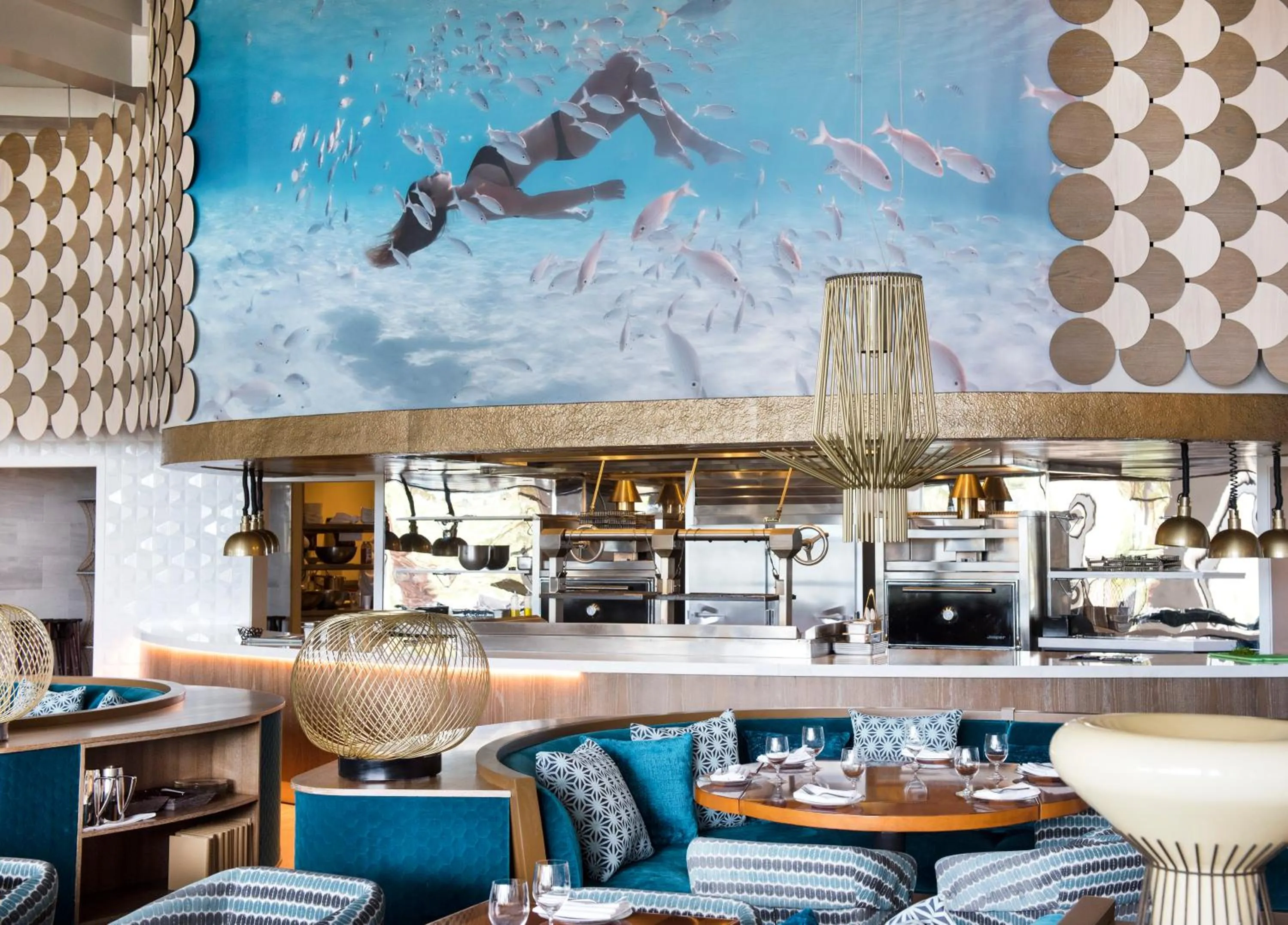 Restaurant/places to eat in The Royal at Atlantis