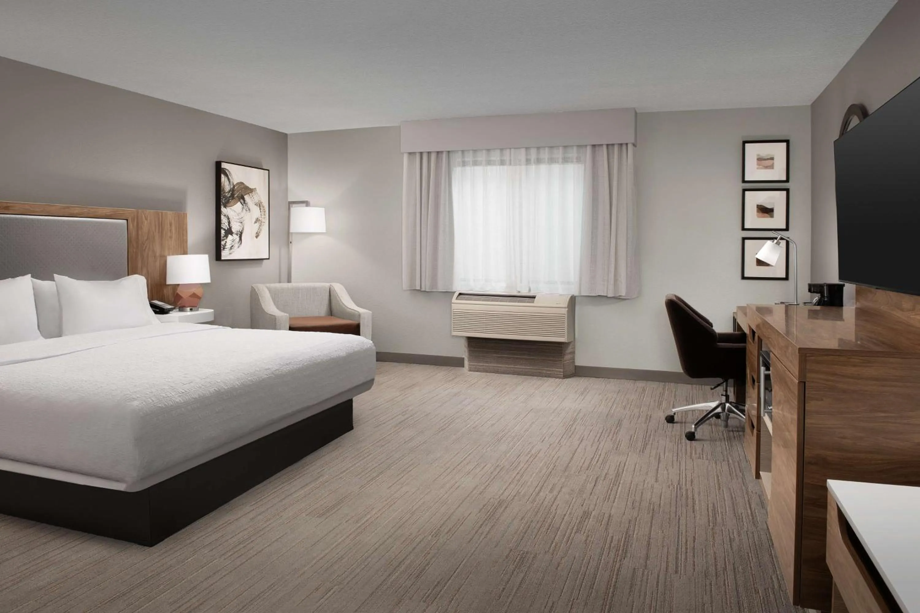 Bed in Hampton Inn & Suites Paso Robles