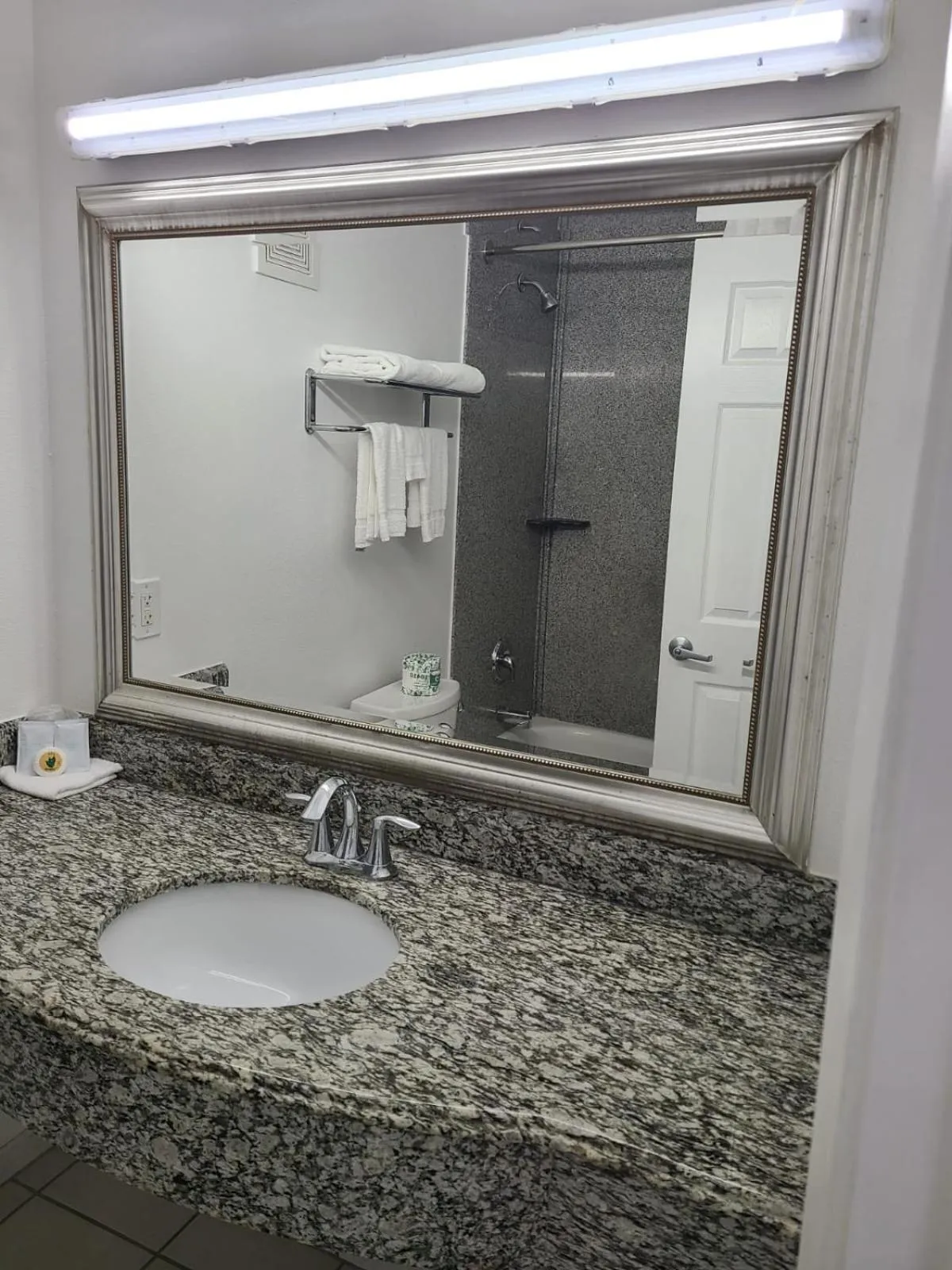 Bathroom in All Seasons Lodge