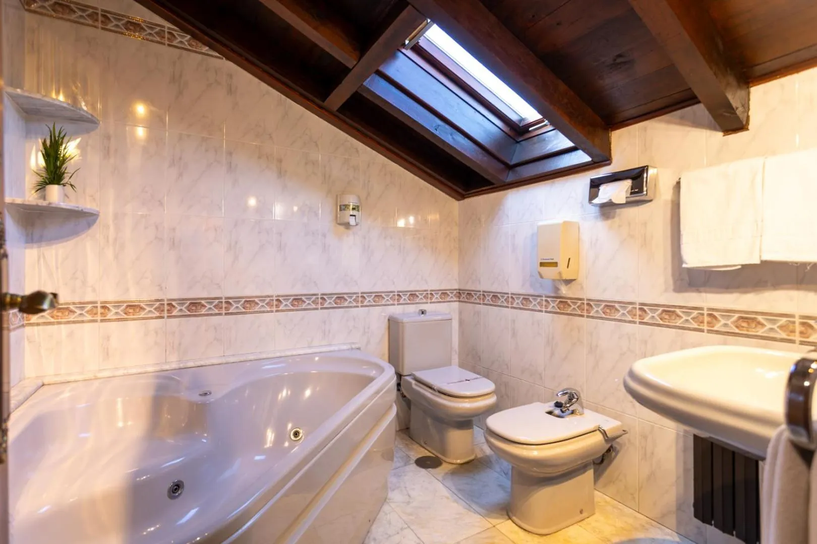 Bath in Hotel La Casona de Luis