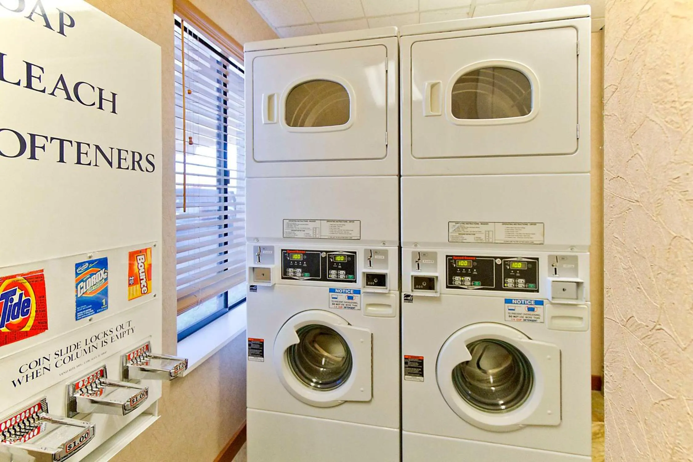 Property building in Comfort Inn Missoula North Shopping District