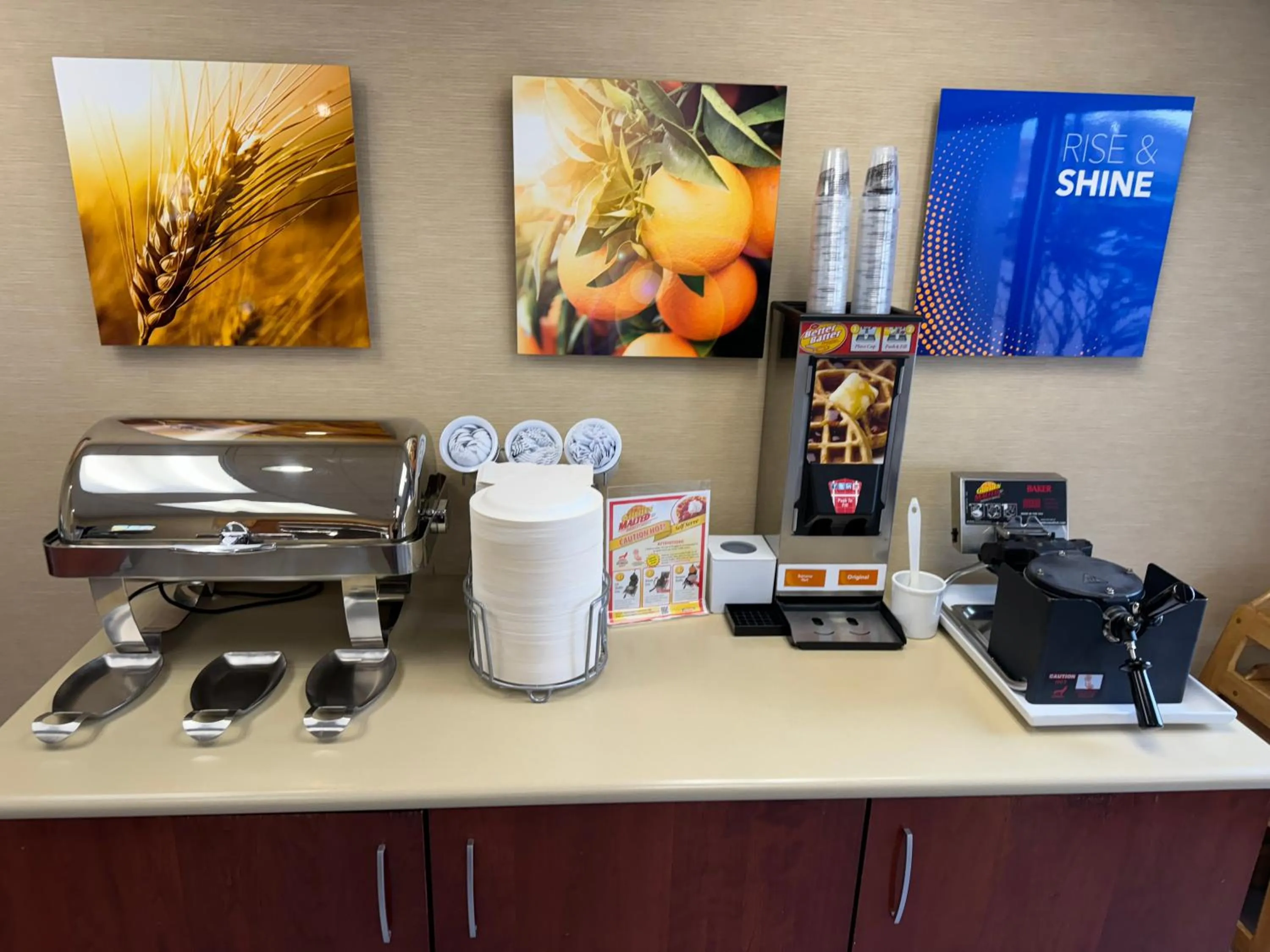 Breakfast in Comfort Inn Missoula North Shopping District