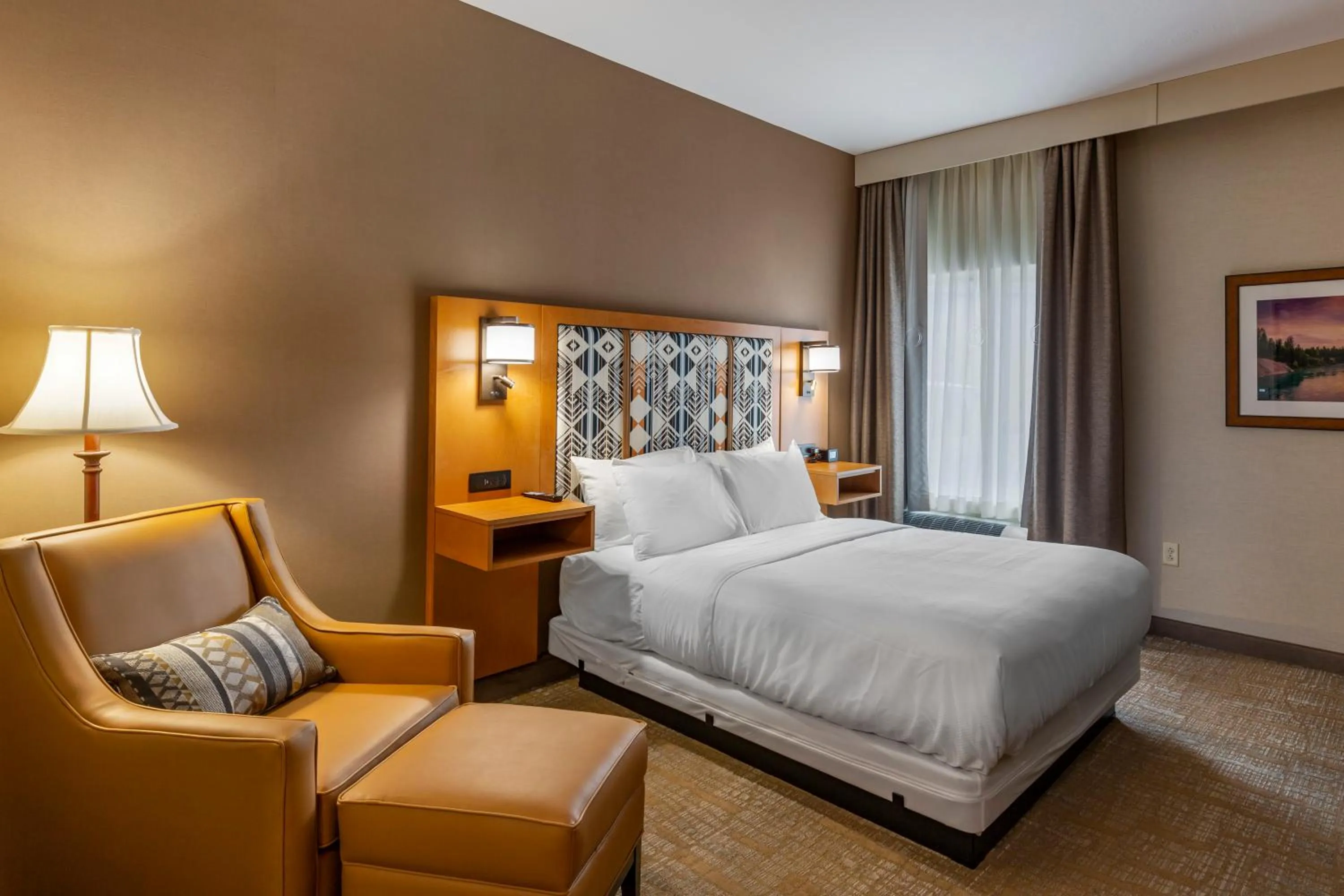 Bed in Comfort Inn Missoula North Shopping District